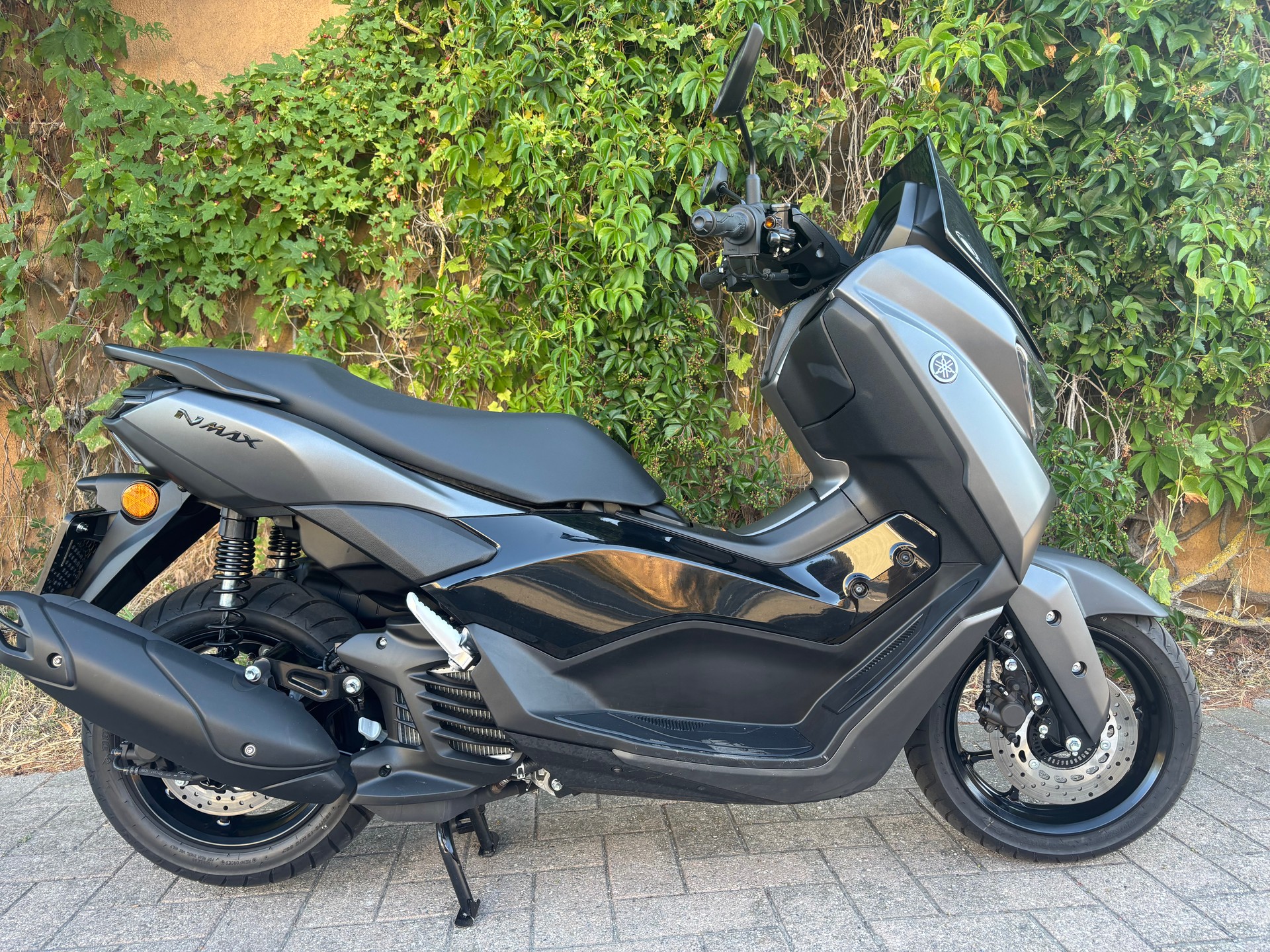 YAMAHA N-Max GPD 125-image-1