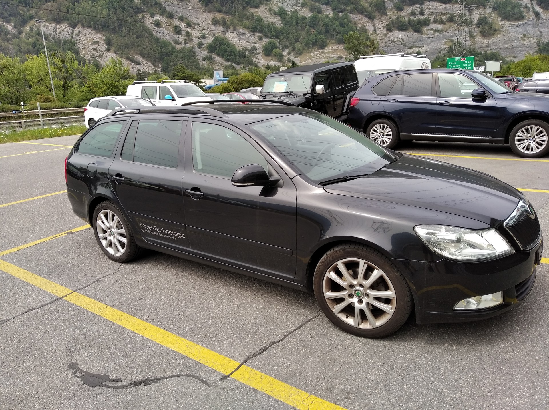 SKODA Octavia Combi 1.8 TSI Swiss Adventure 4x4-image-5