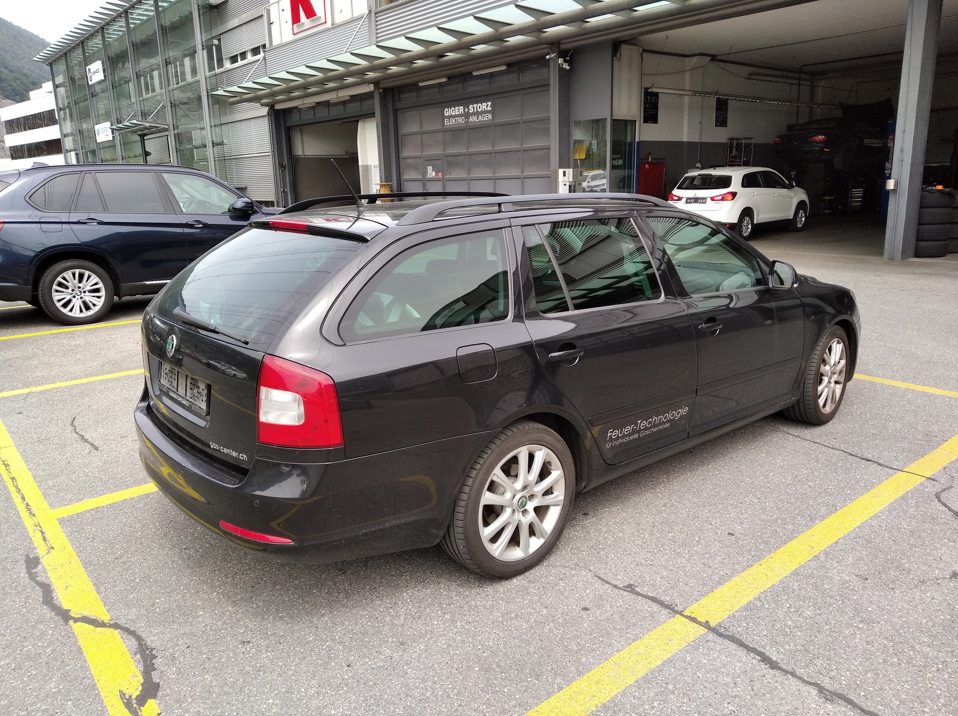 SKODA Octavia Combi 1.8 TSI Swiss Adventure 4x4-image-4