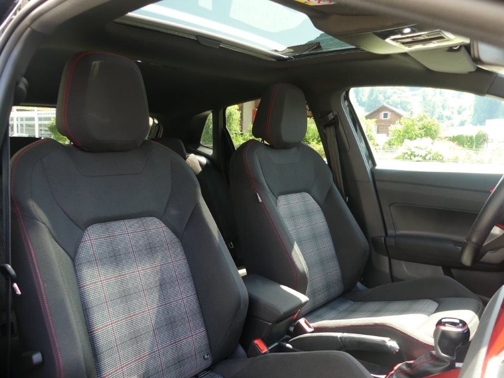 VW Polo 2.0 TSI GTI DSG-image-10