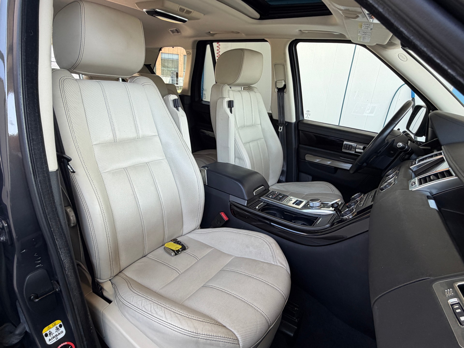 LAND ROVER Range Rover Sport 3.0 TDV6 HSE Automatic-image-14