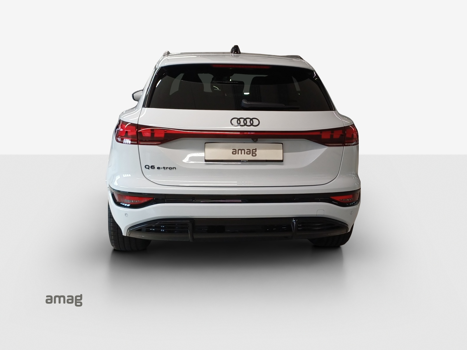 AUDI Q6 e-tron performance-image-3