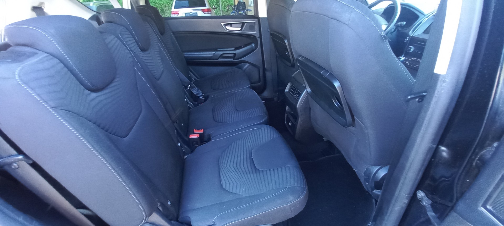 FORD S-Max 2.0 TDCi Titanium AWD-image-13