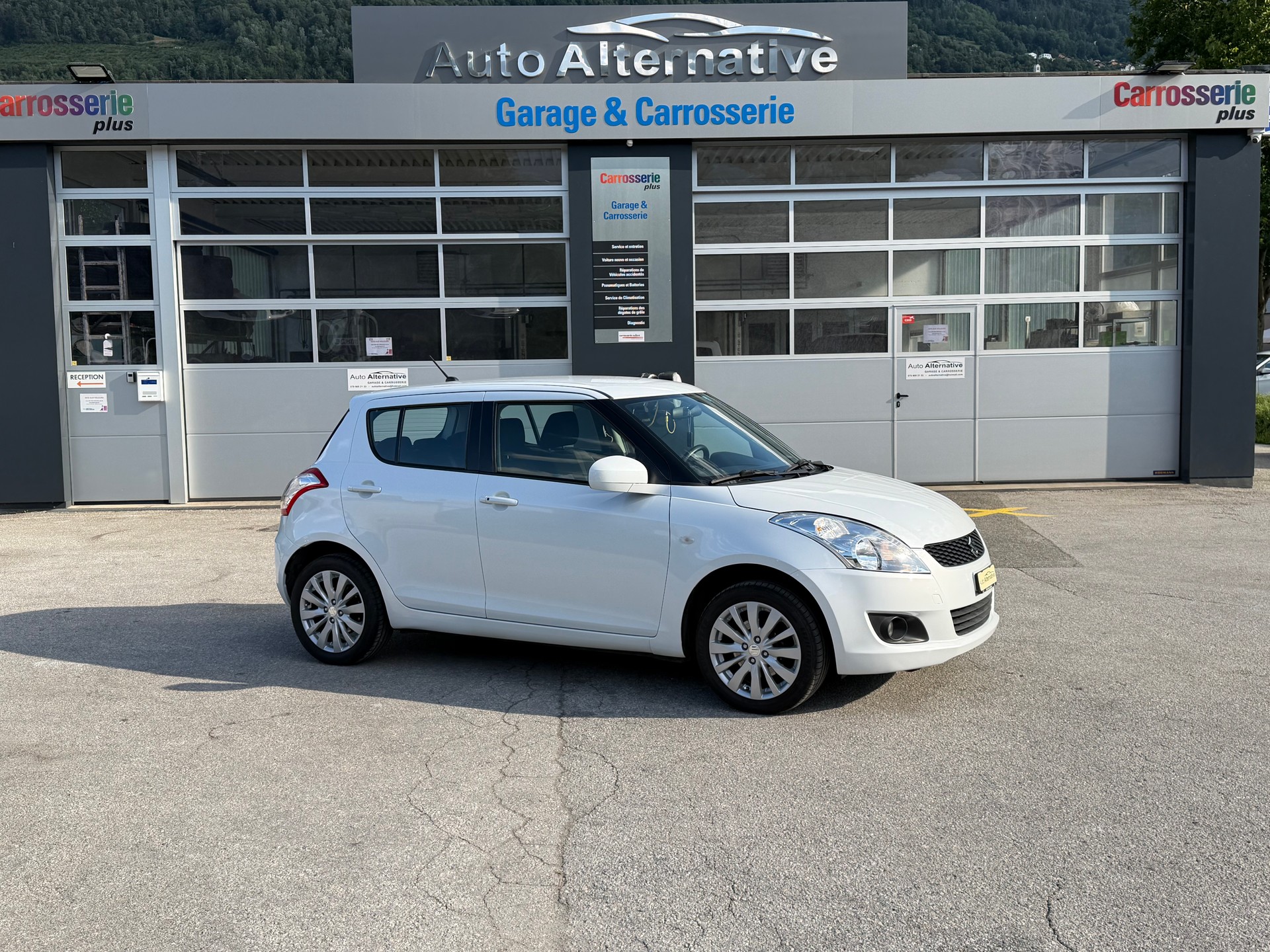 SUZUKI Swift 1.2i 16V GL Top 4x4-image-0