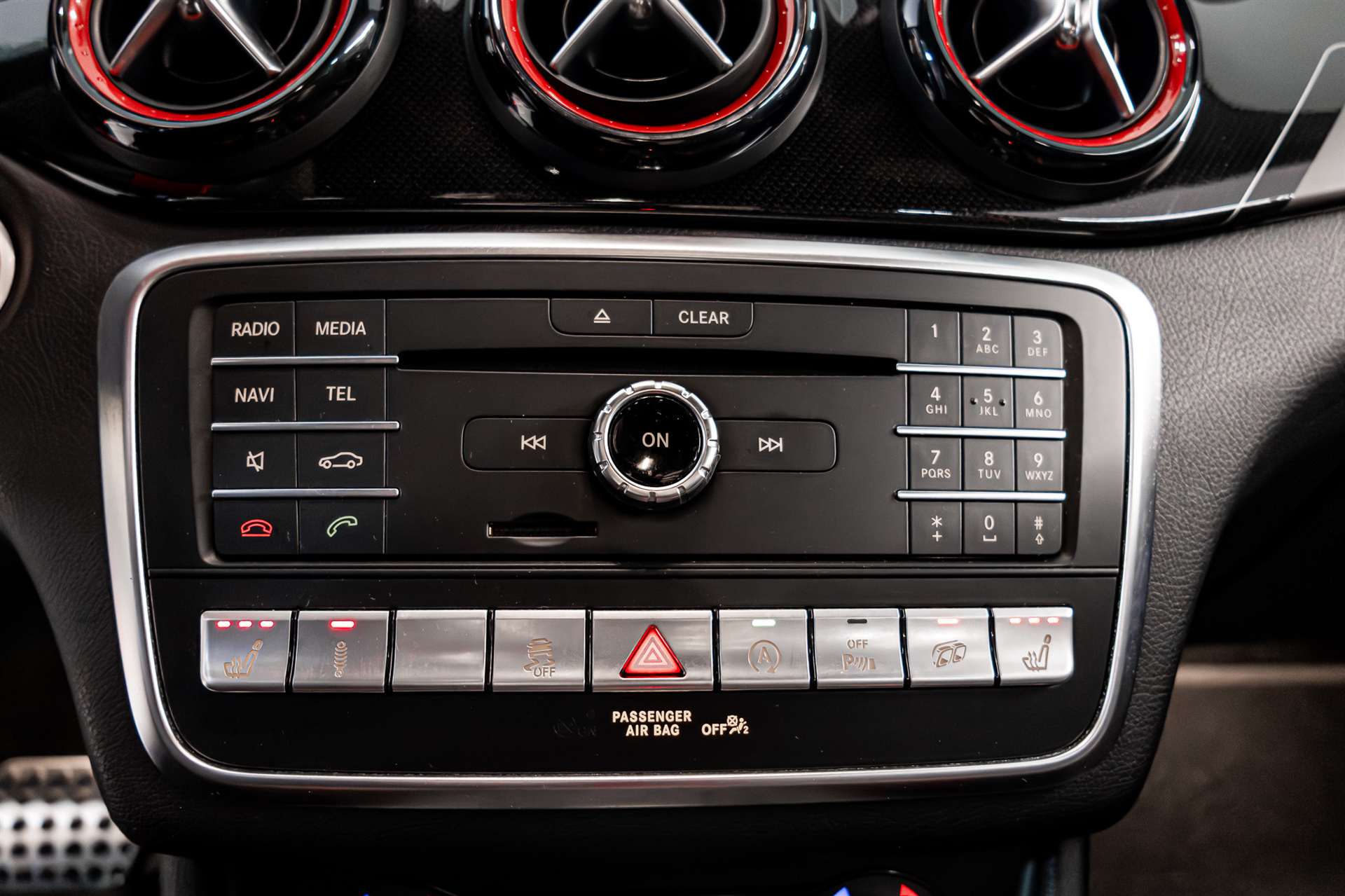 MERCEDES-BENZ CLA 45 AMG 4Matic Speedshift-image-20