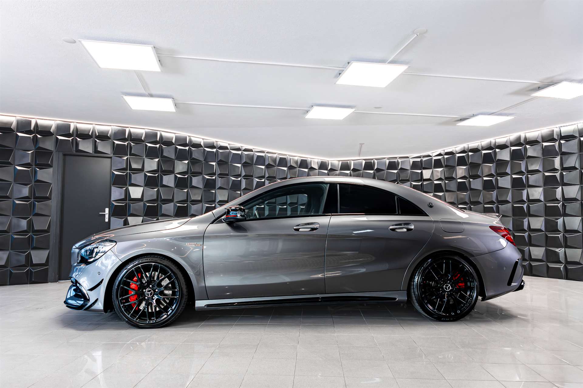 MERCEDES-BENZ CLA 45 AMG 4Matic Speedshift-image-1