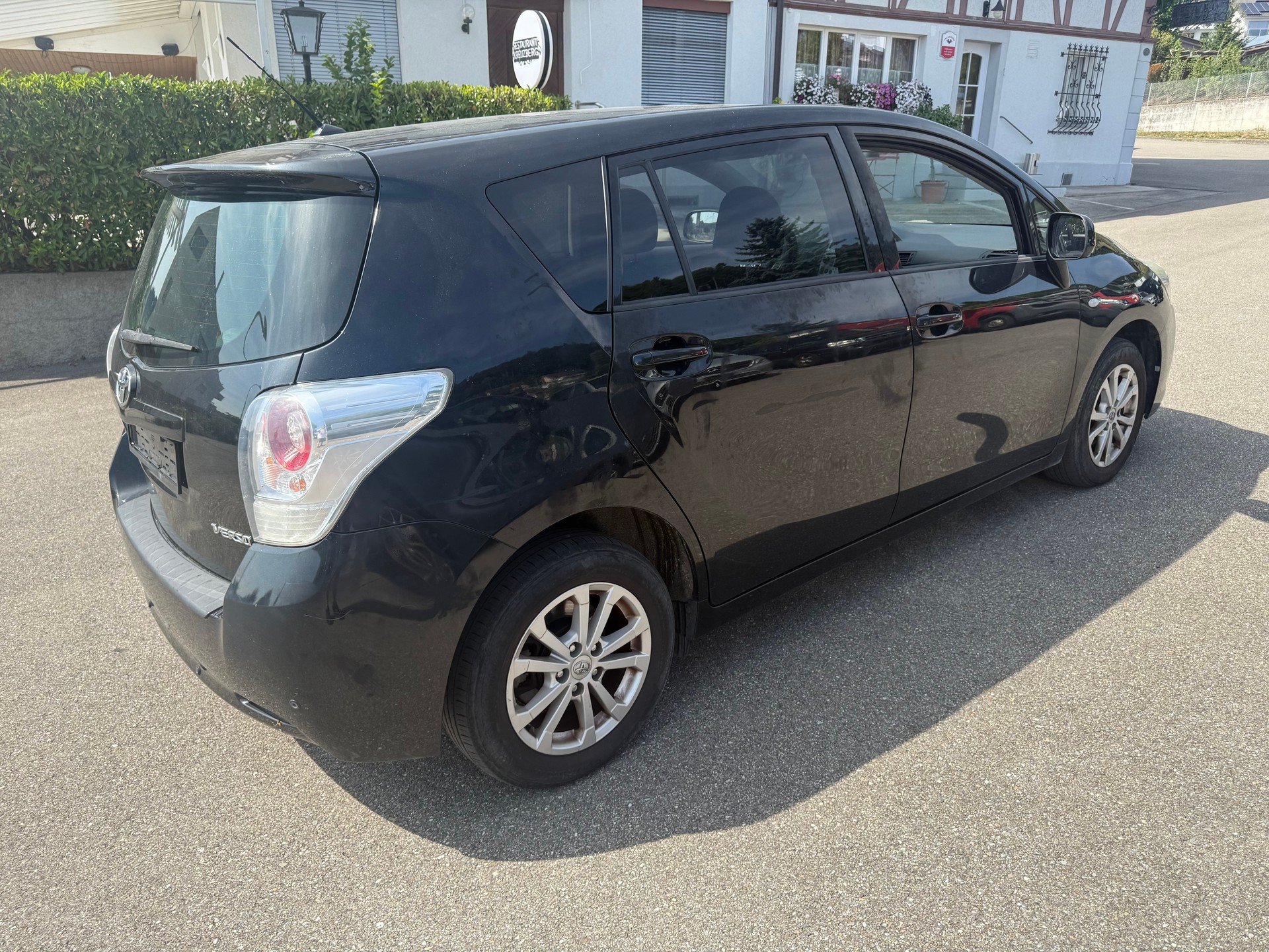 TOYOTA Verso 1.8 Family-image-3