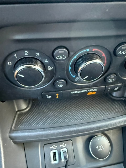 FORD KA+ 1.2 Ti-VCT Cool&Sound-image-11