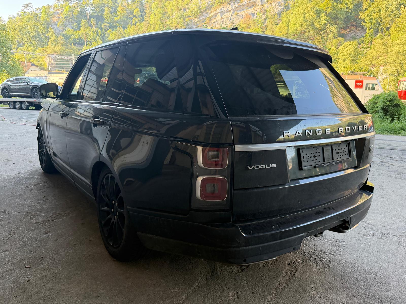 LAND ROVER Range Rover 3.0 TDV6 Vogue Automatic-showroom-element-2