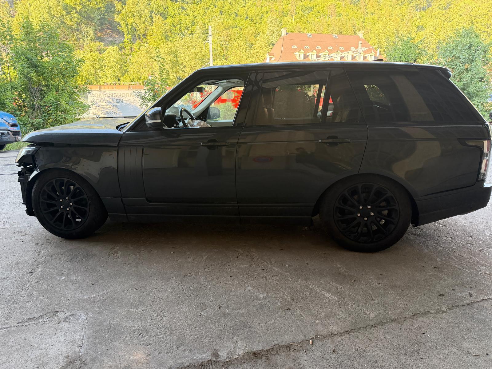 LAND ROVER Range Rover 3.0 TDV6 Vogue Automatic-showroom-element-1