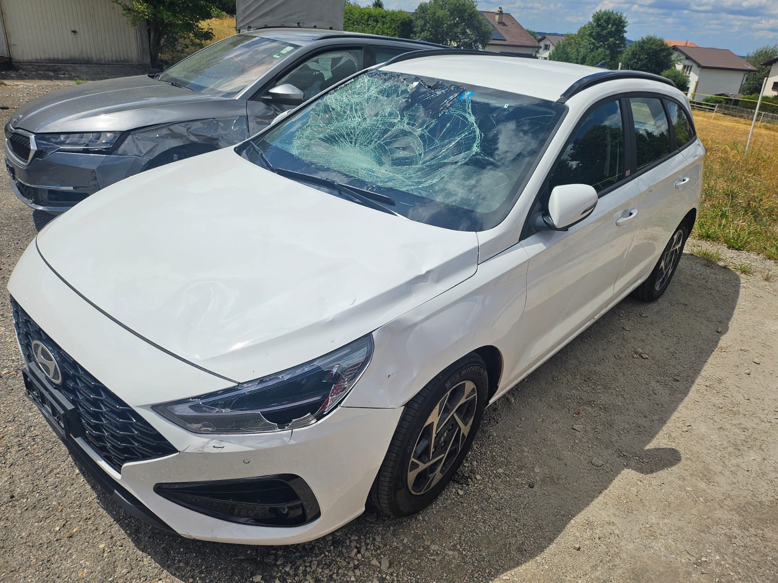 HYUNDAI i30 Wagon 1.0 T-GDi Origo 48V MH DCT beschadig endomagée-image-1