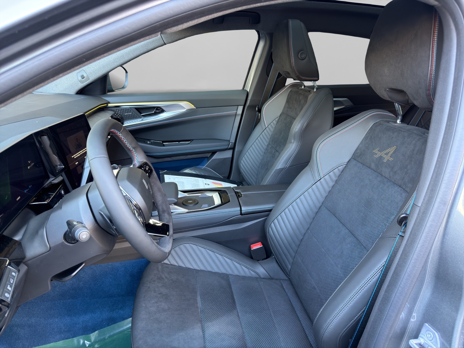 RENAULT Rafale 1.2 E-Tech Plug-in Atelier Alpine-image-7