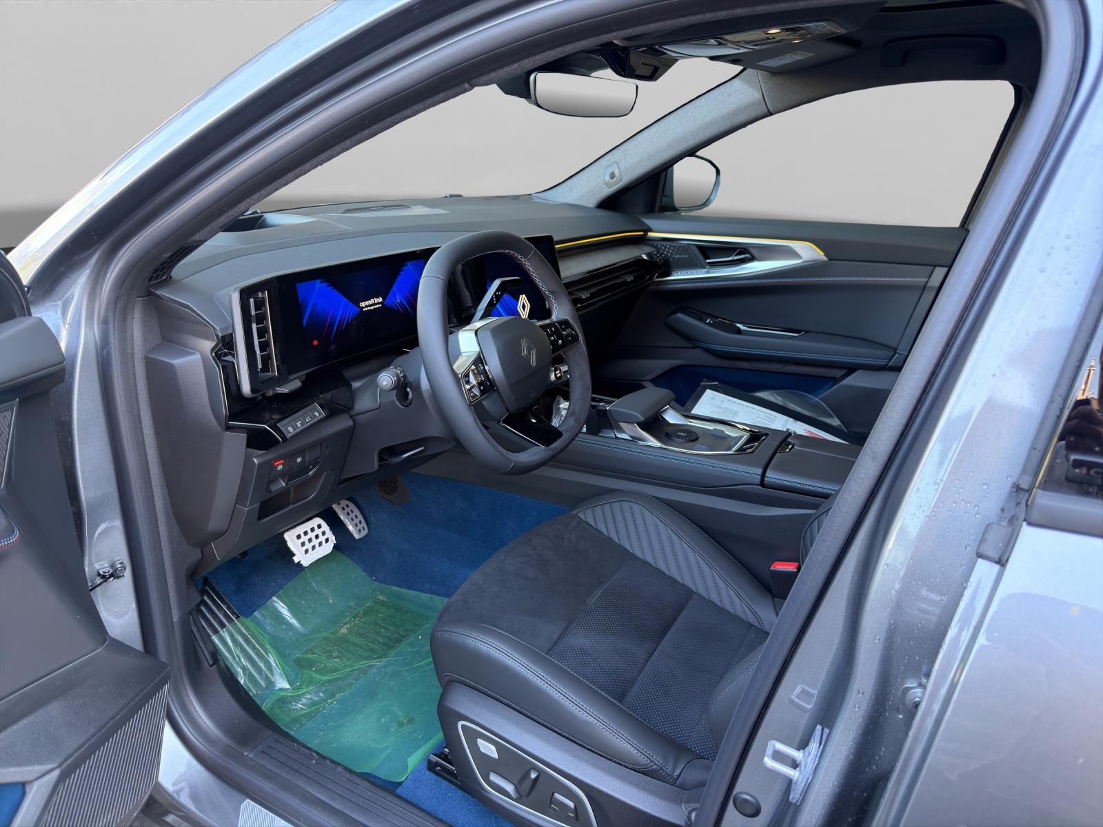RENAULT Rafale 1.2 E-Tech Plug-in Atelier Alpine-image-5
