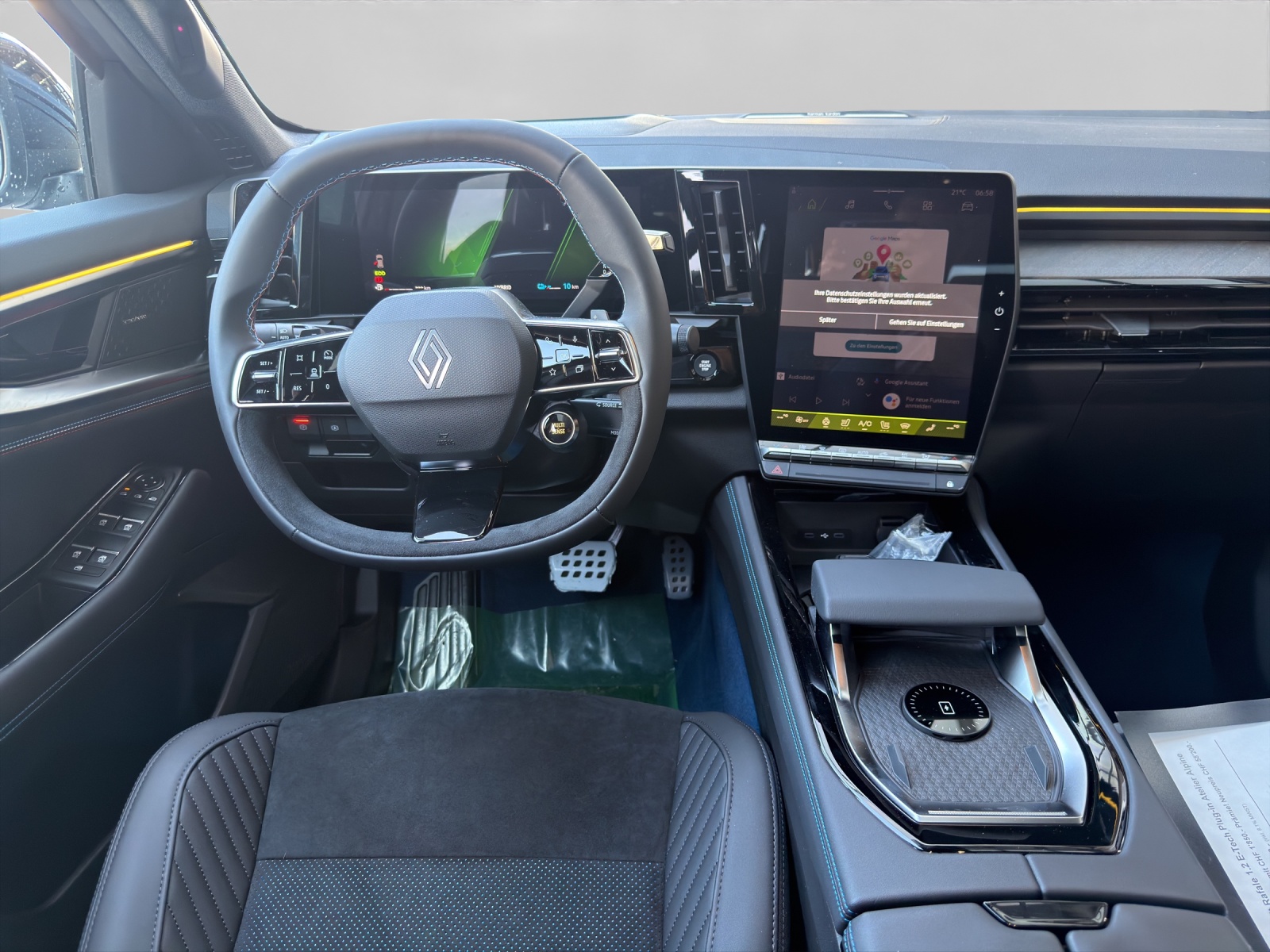 RENAULT Rafale 1.2 E-Tech Plug-in Atelier Alpine-image-6