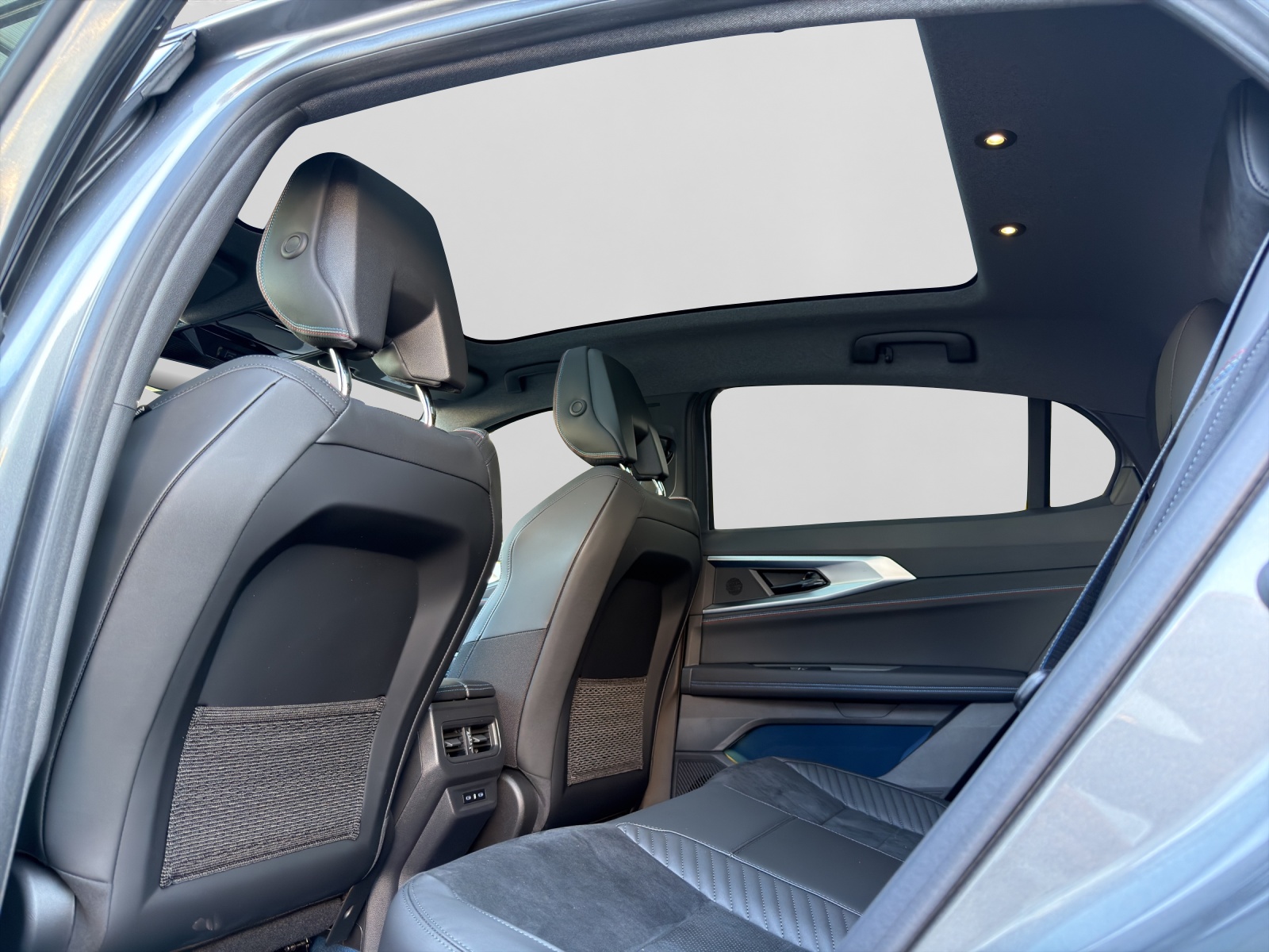 RENAULT Rafale 1.2 E-Tech Plug-in Atelier Alpine-image-8