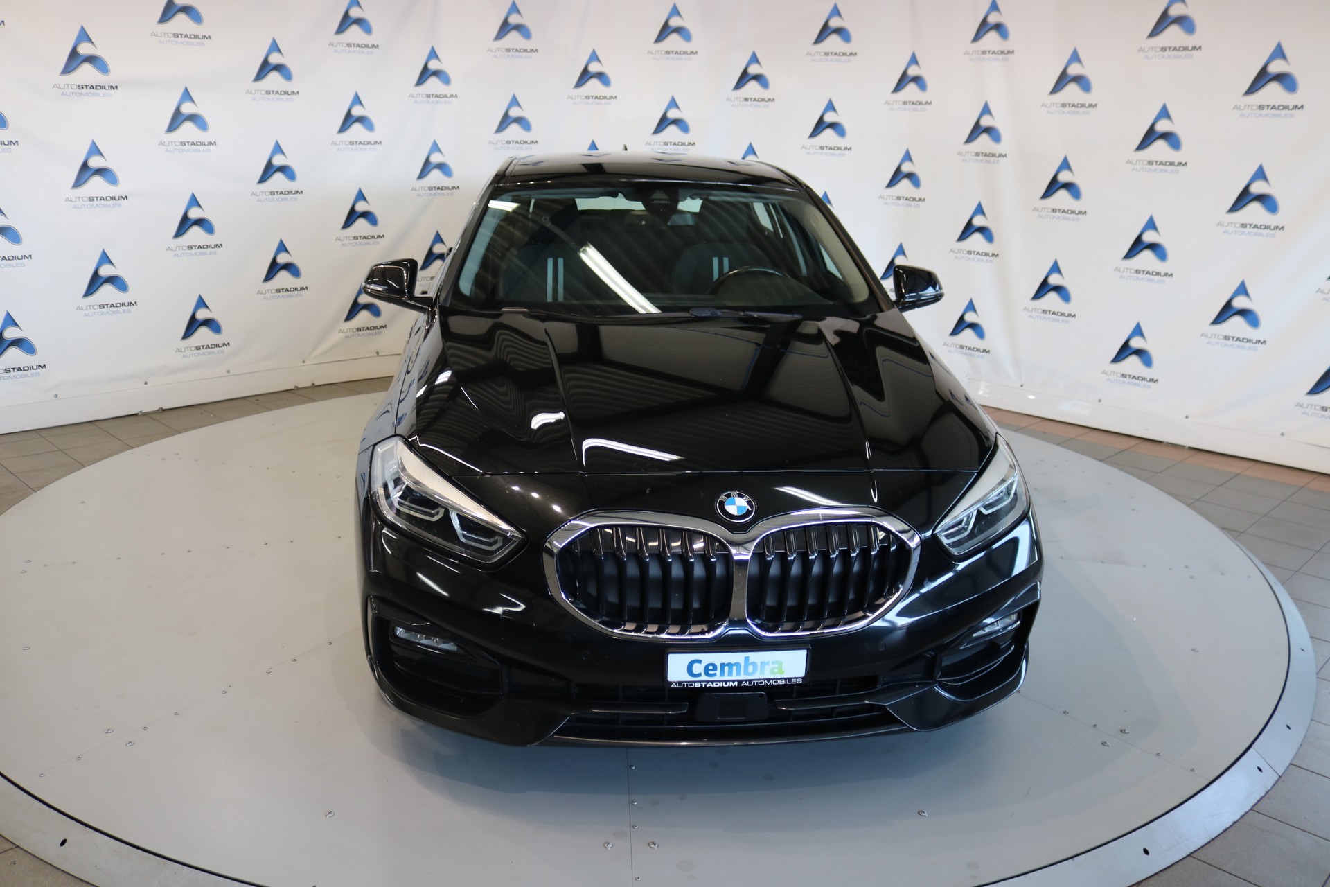 BMW 120d xDrive Steptronic Sport Line-image-10