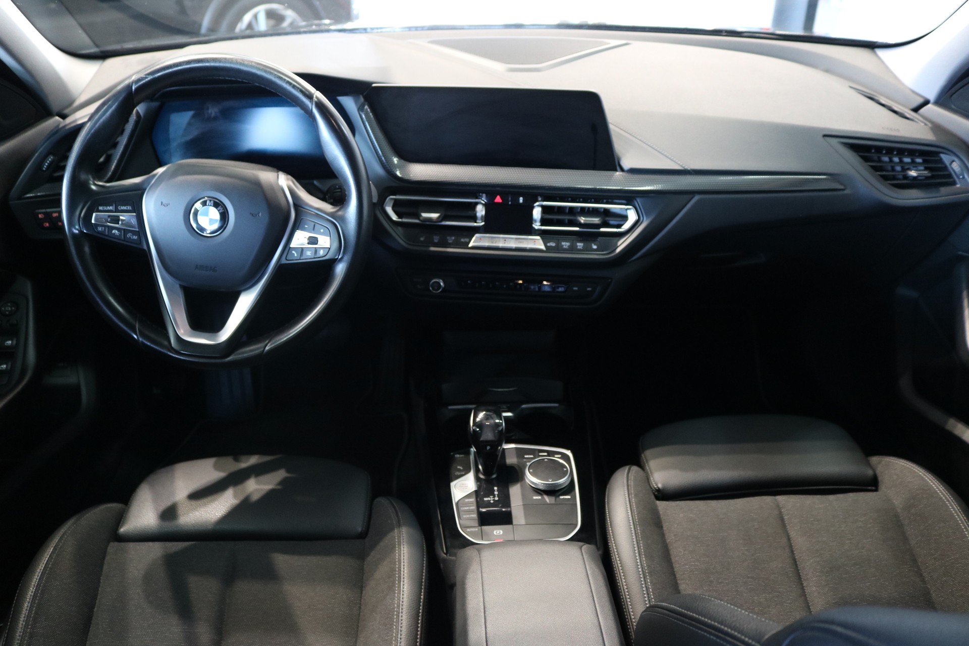 BMW 120d xDrive Steptronic Sport Line-image-1