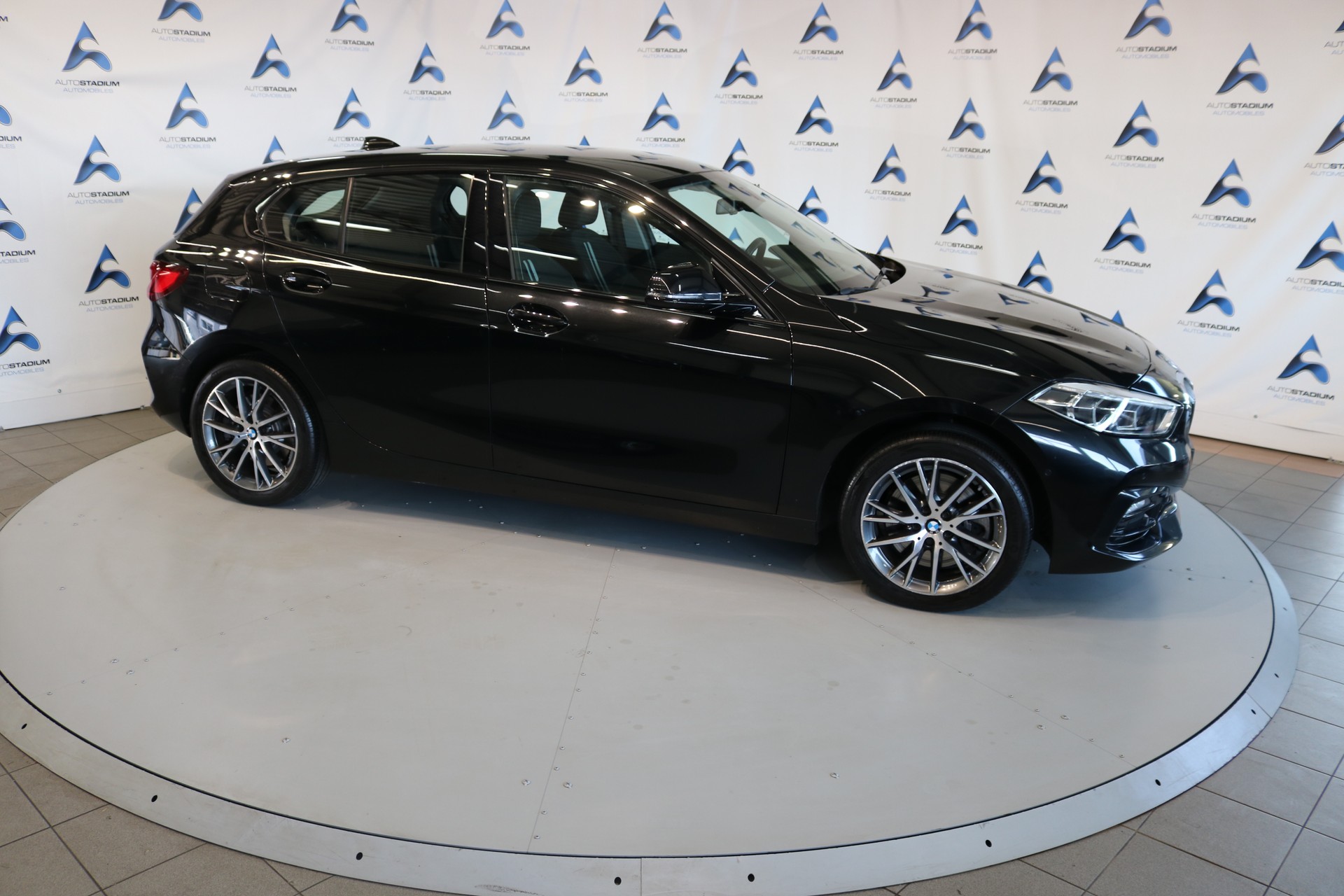 BMW 120d xDrive Steptronic Sport Line-image-42