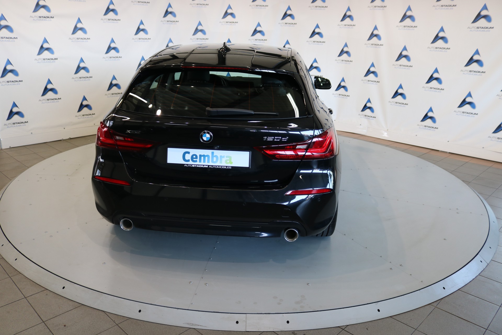 BMW 120d xDrive Steptronic Sport Line-image-32