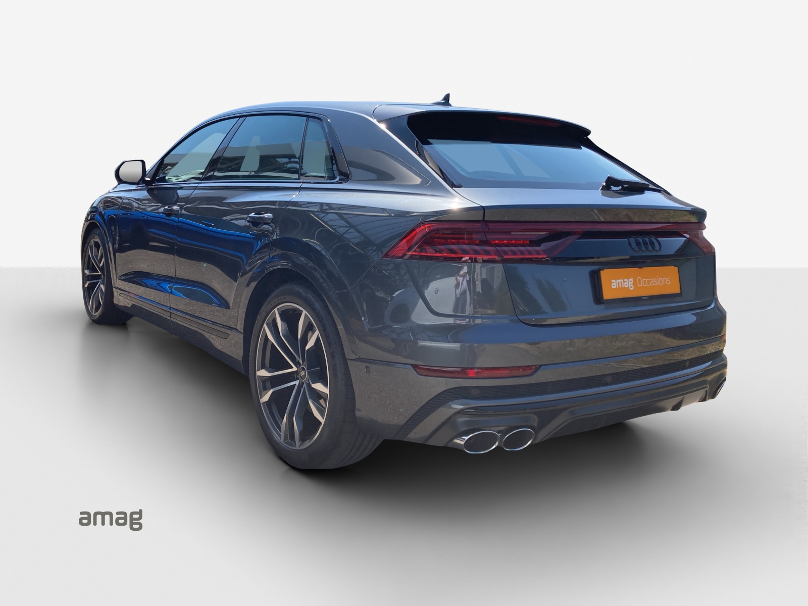 AUDI SQ8 TFSI quattro tiptronic-image-2