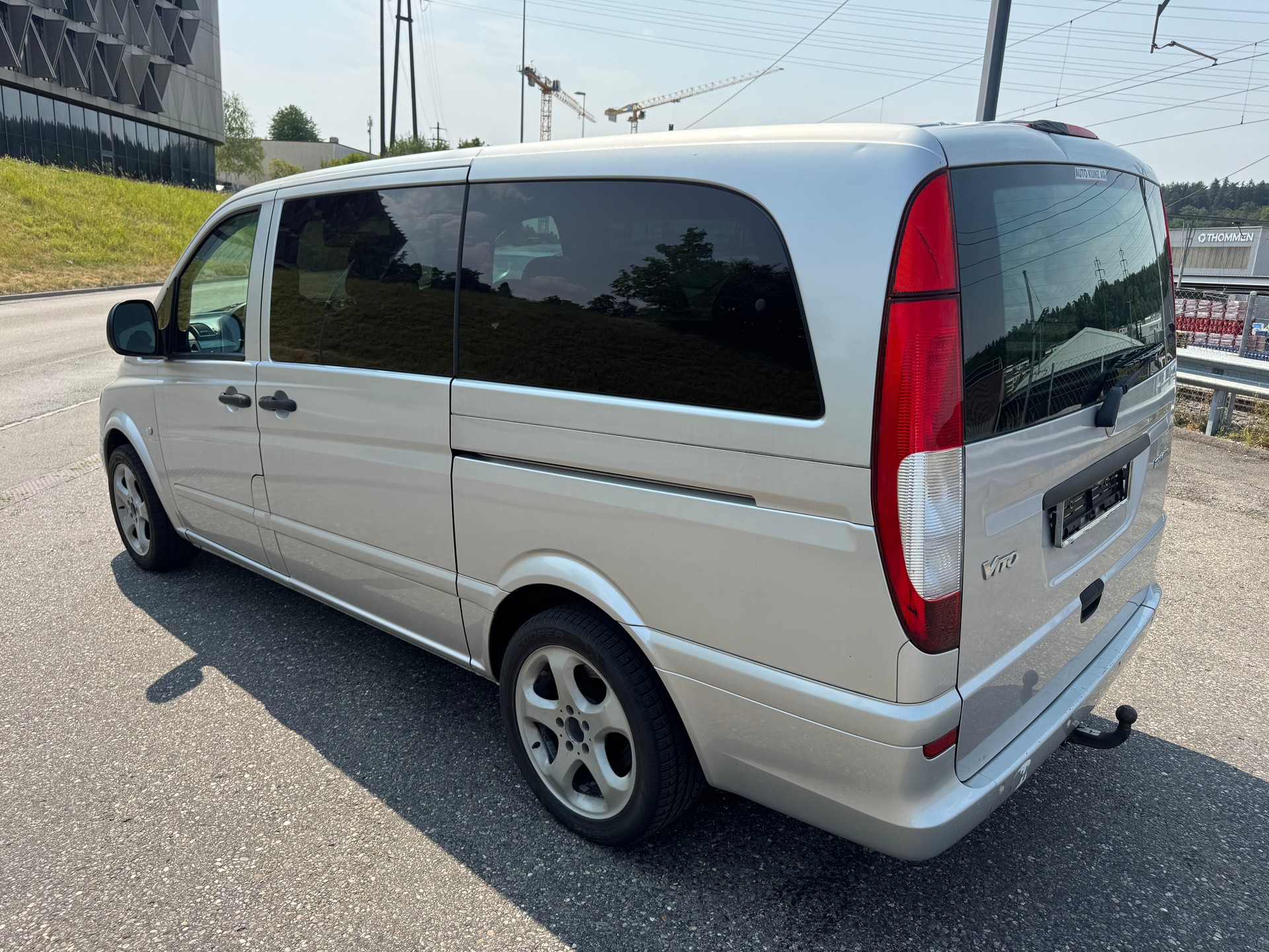 MERCEDES-BENZ Vito 120 CDI L Automat-image-5