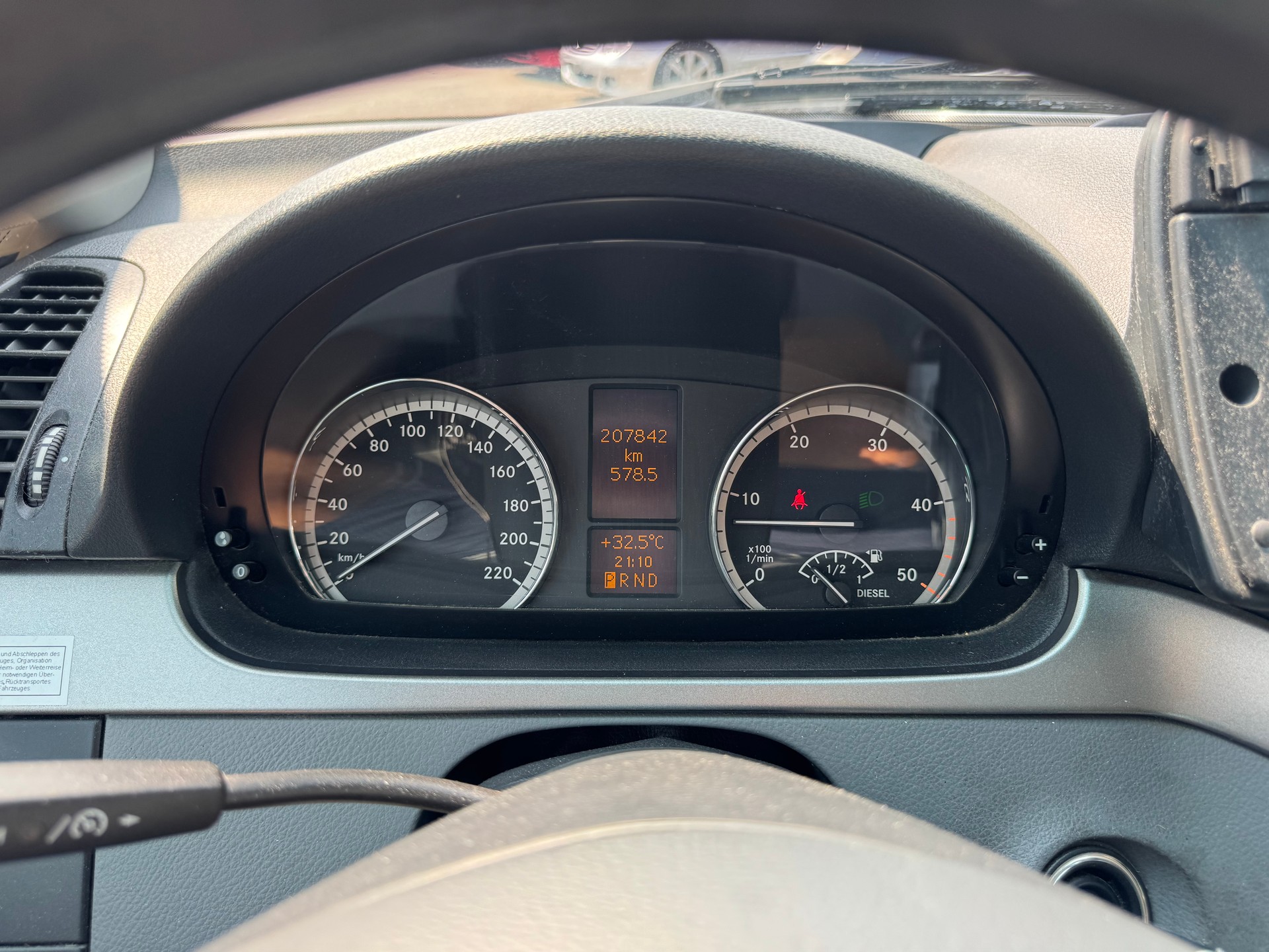 MERCEDES-BENZ Vito 120 CDI L Automat-image-11