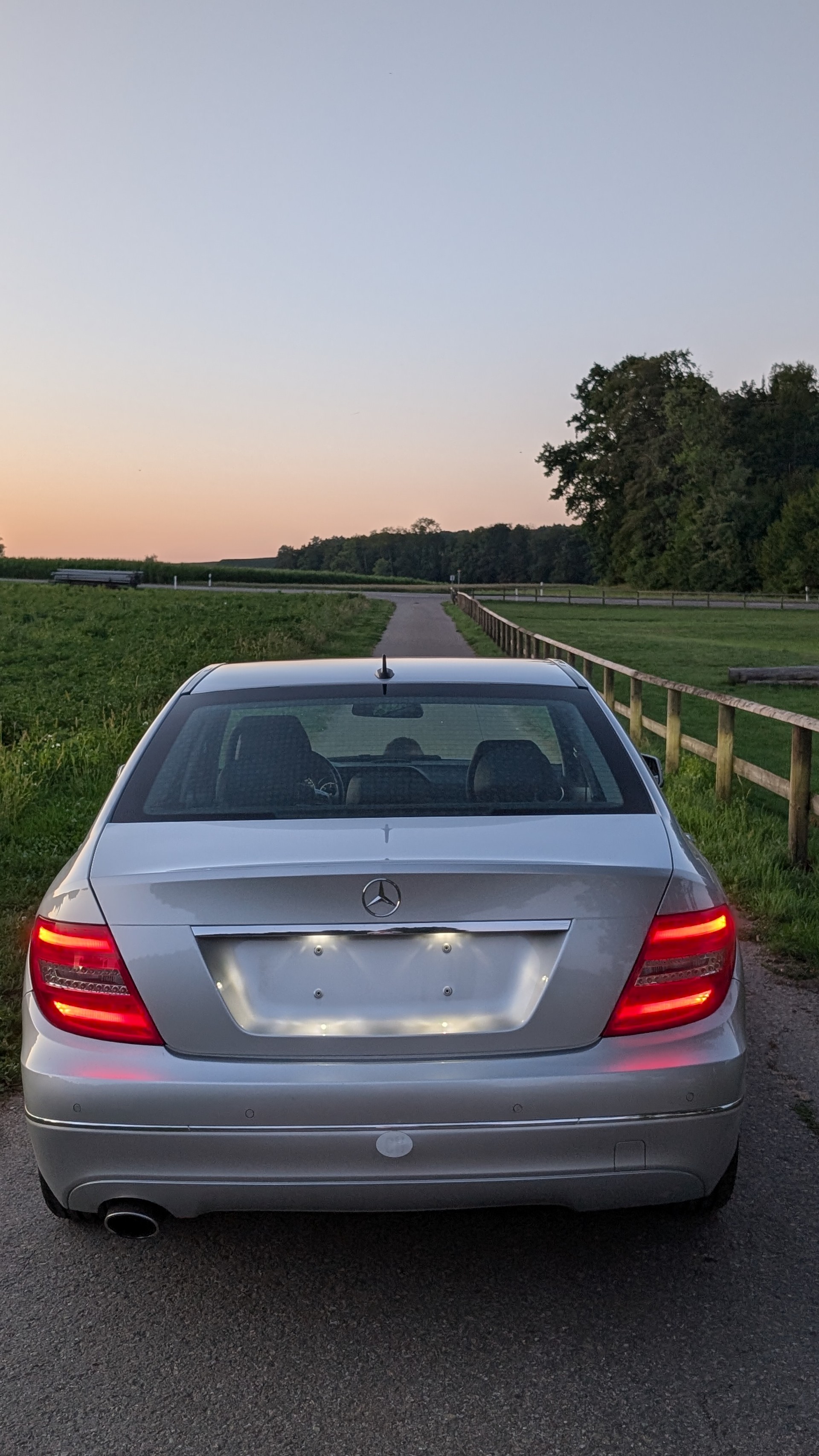 MERCEDES-BENZ C 250 CDI Elégance 4Matic 7G-Tronic-image-3