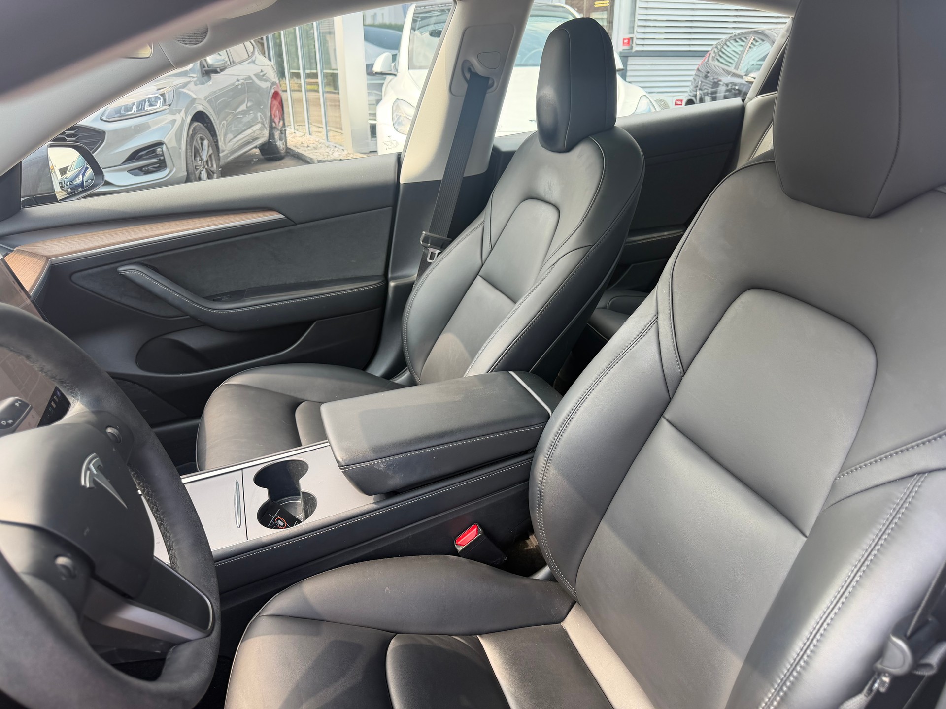 TESLA Model 3 Long Range Dual Motor AWD-image-11