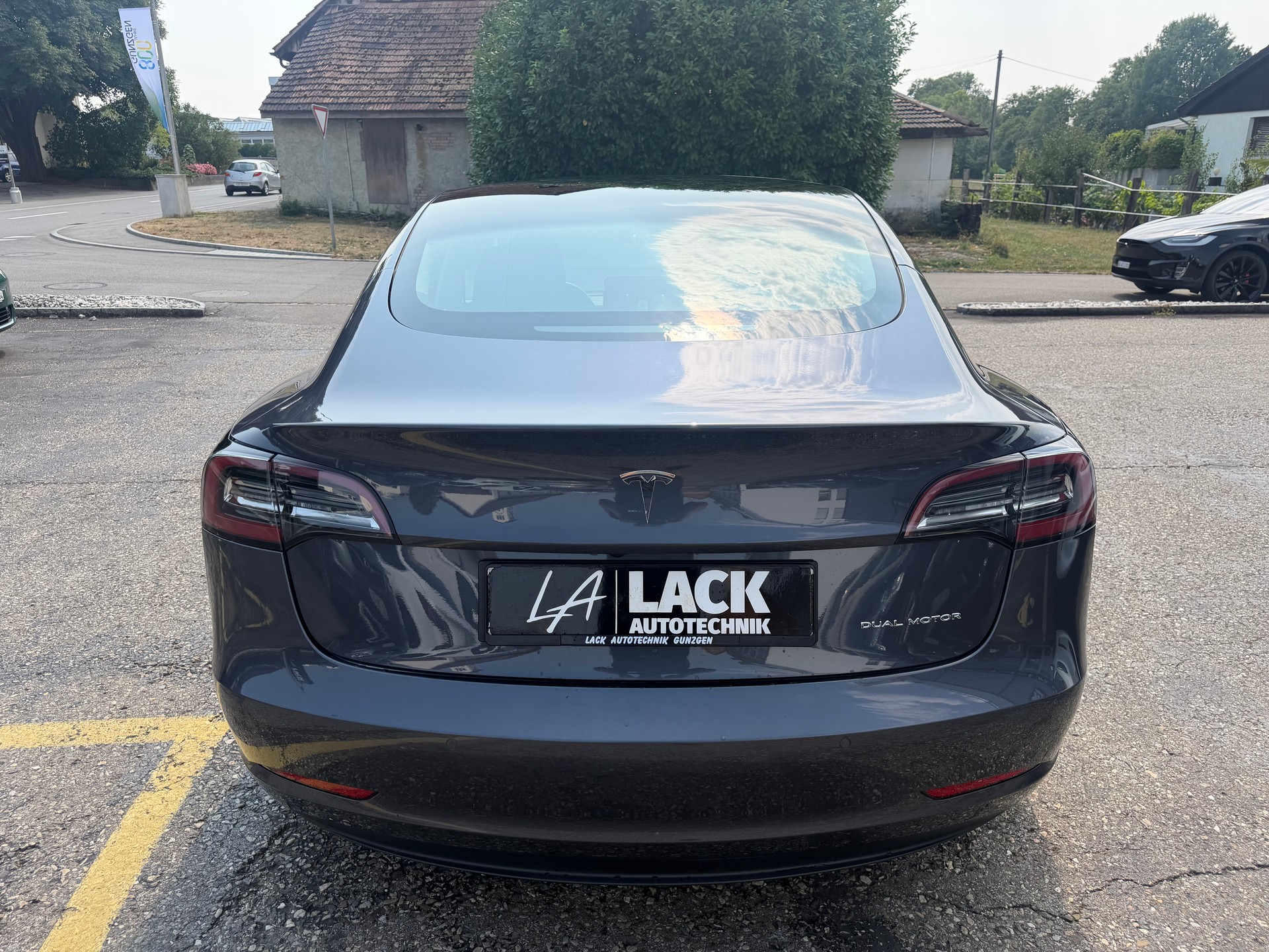 TESLA Model 3 Long Range Dual Motor AWD-image-7
