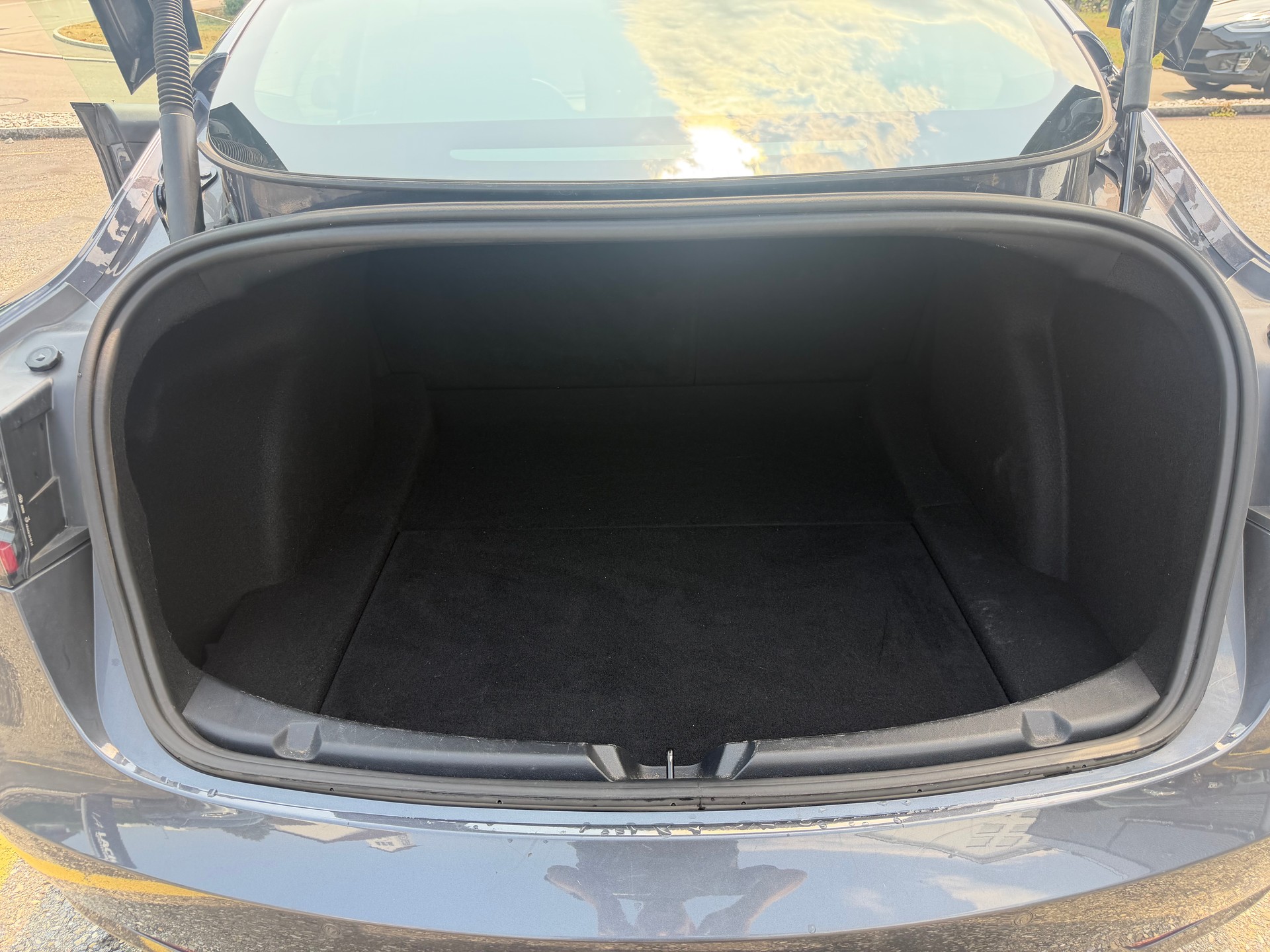 TESLA Model 3 Long Range Dual Motor AWD-image-15