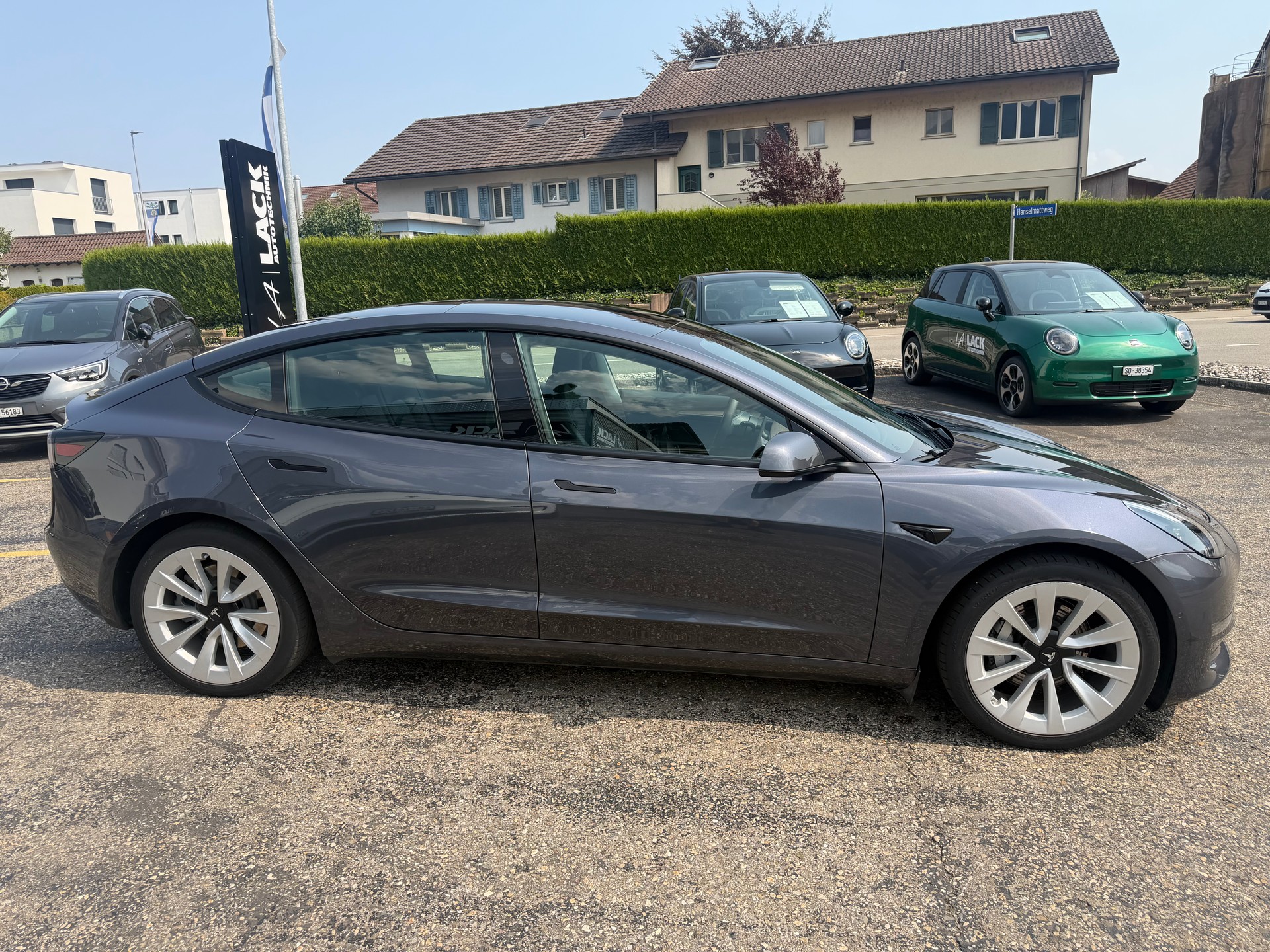 TESLA Model 3 Long Range Dual Motor AWD-image-4