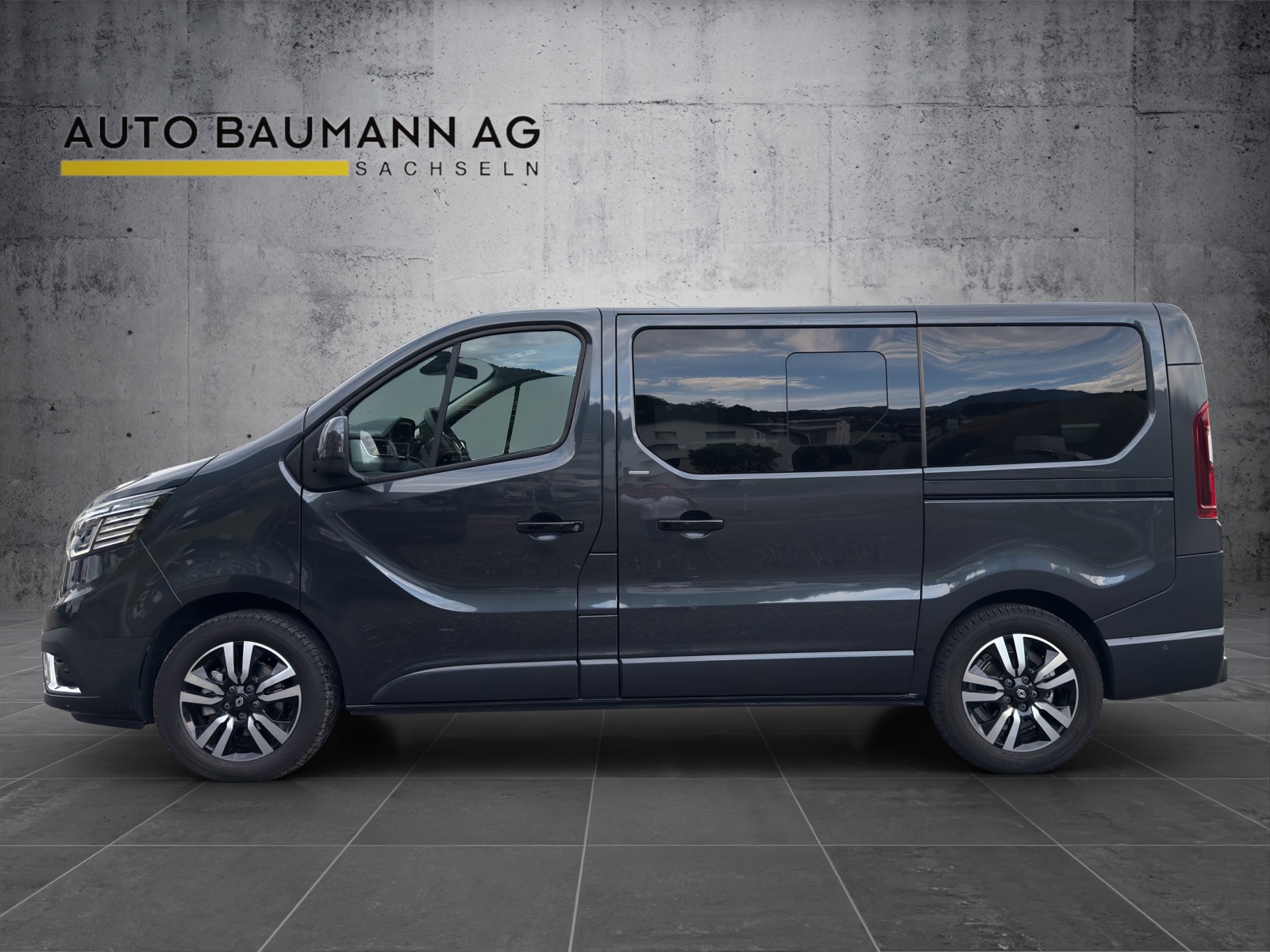 RENAULT Trafic Blue dCi 170 Spaceclass Pack Signature EDC-image-6