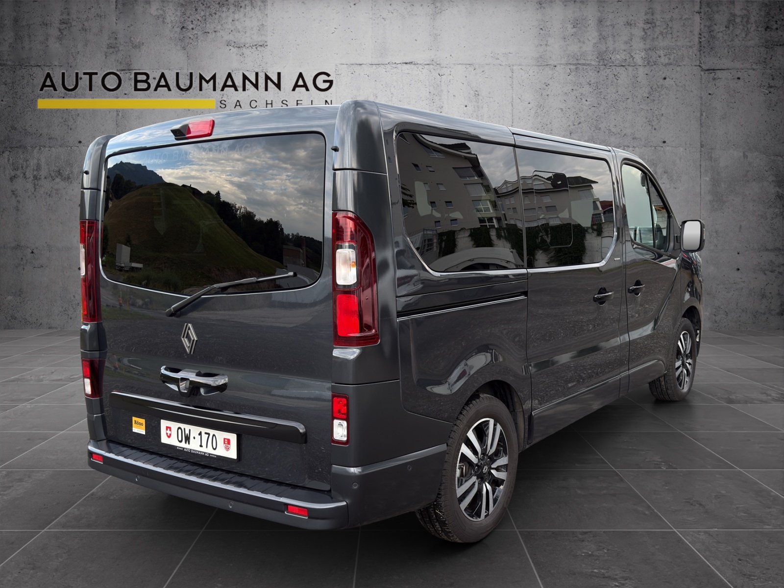 RENAULT Trafic Blue dCi 170 Spaceclass Pack Signature EDC-image-3