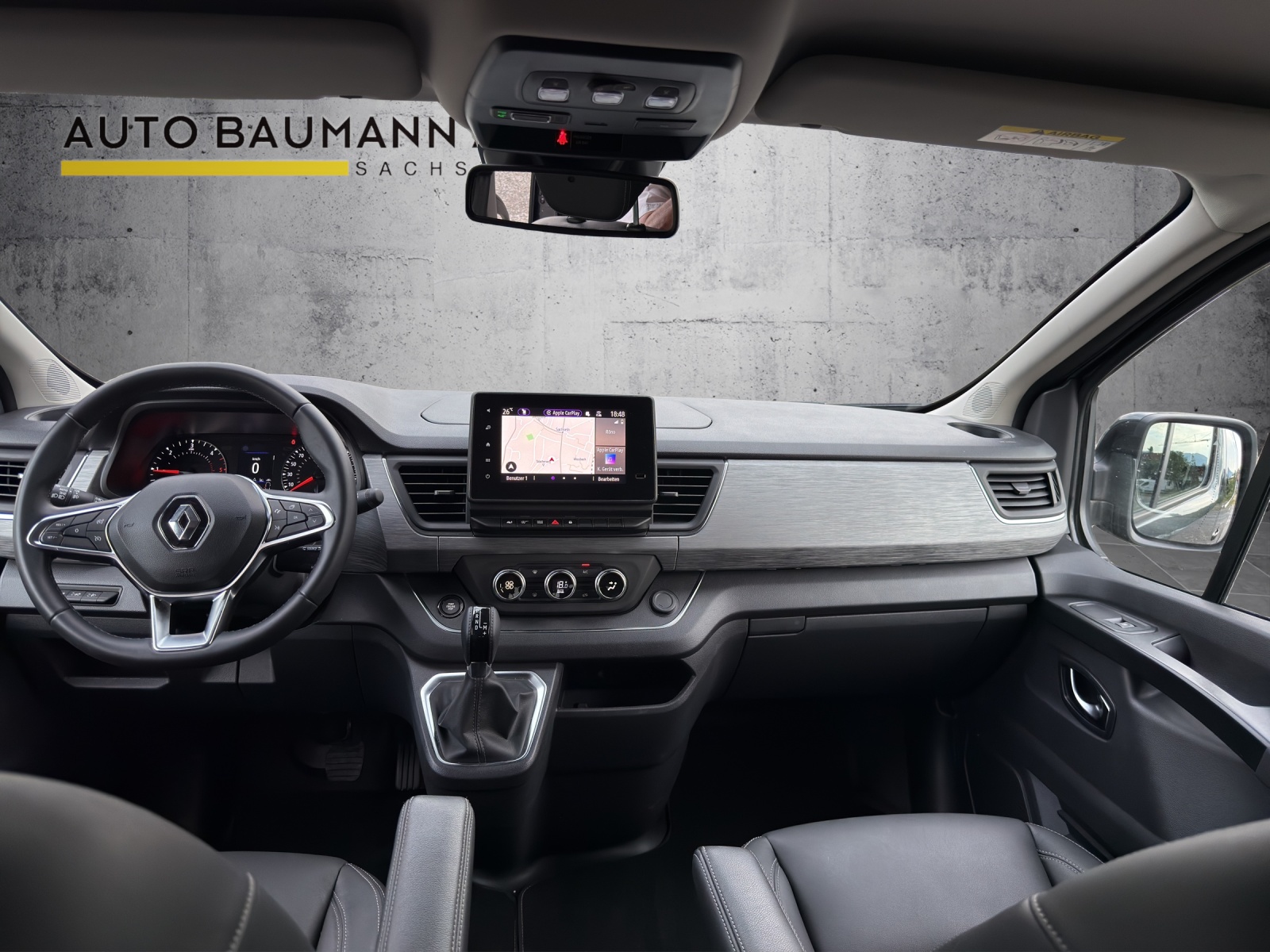 RENAULT Trafic Blue dCi 170 Spaceclass Pack Signature EDC-image-8