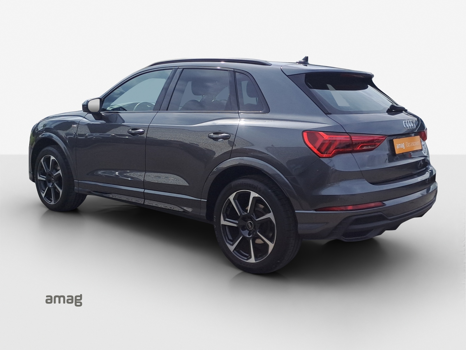 AUDI Q3 35 TFSI S line Attraction S-tronic-image-1