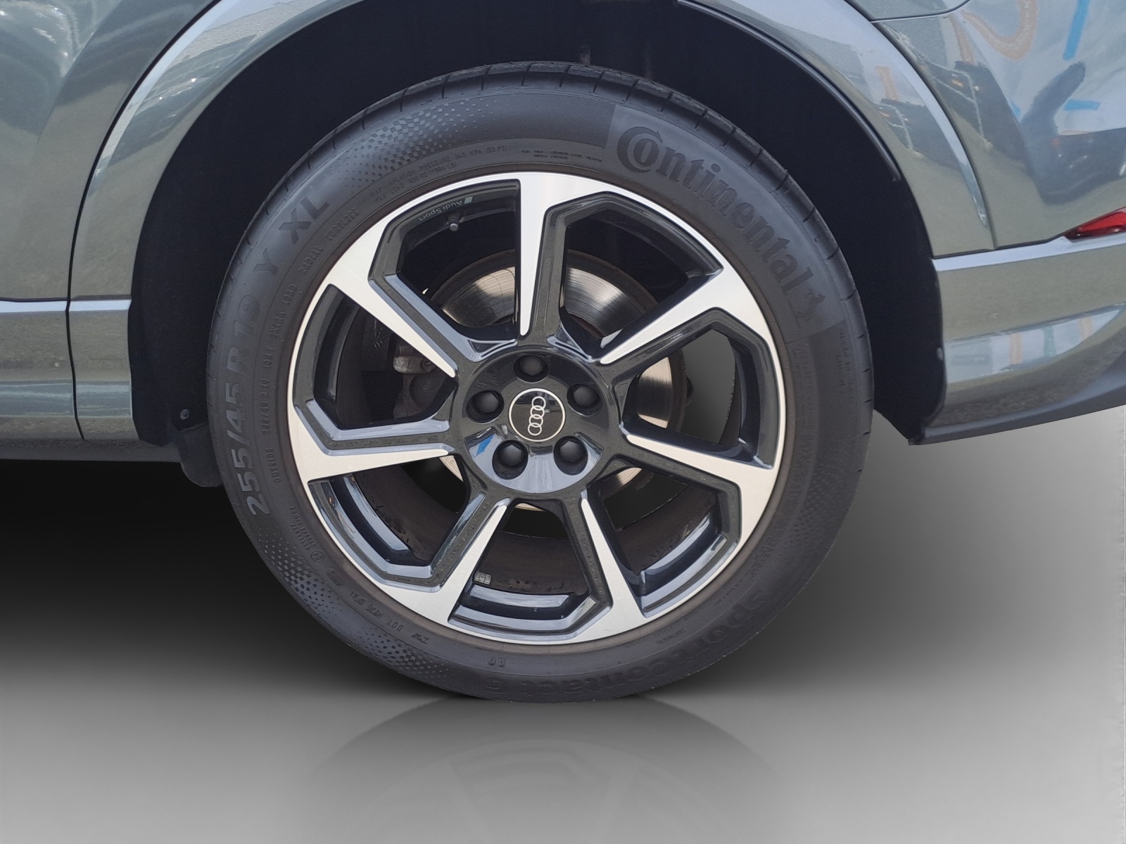 AUDI Q3 35 TFSI S line Attraction S-tronic-image-12