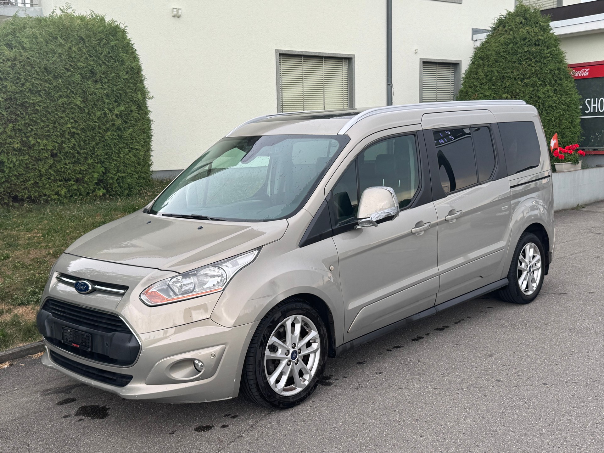 FORD Grand Tourneo Connect 1.6 SCTi Trend Automatic-image-0