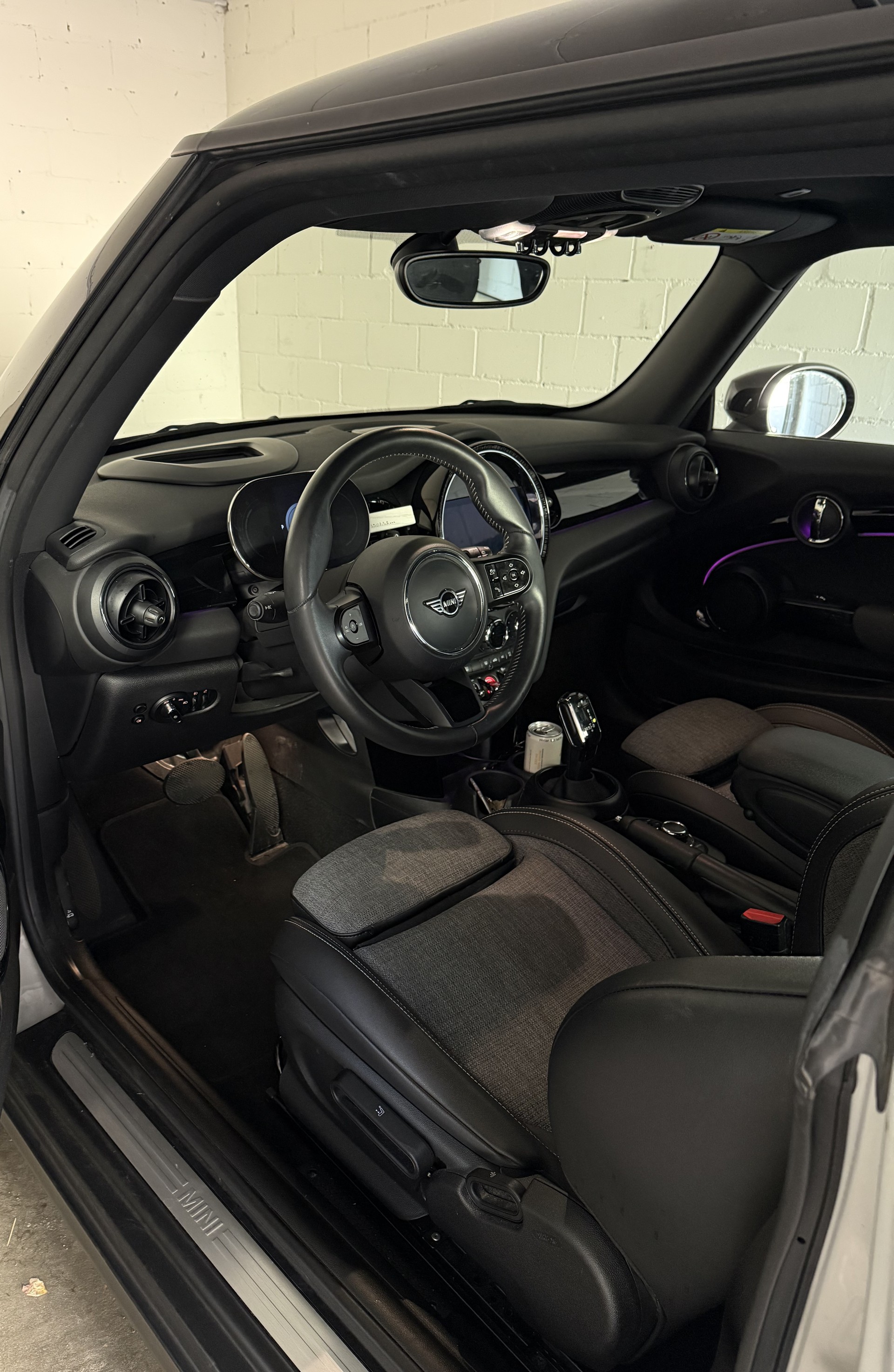 MINI 1.5i Cooper-image-2
