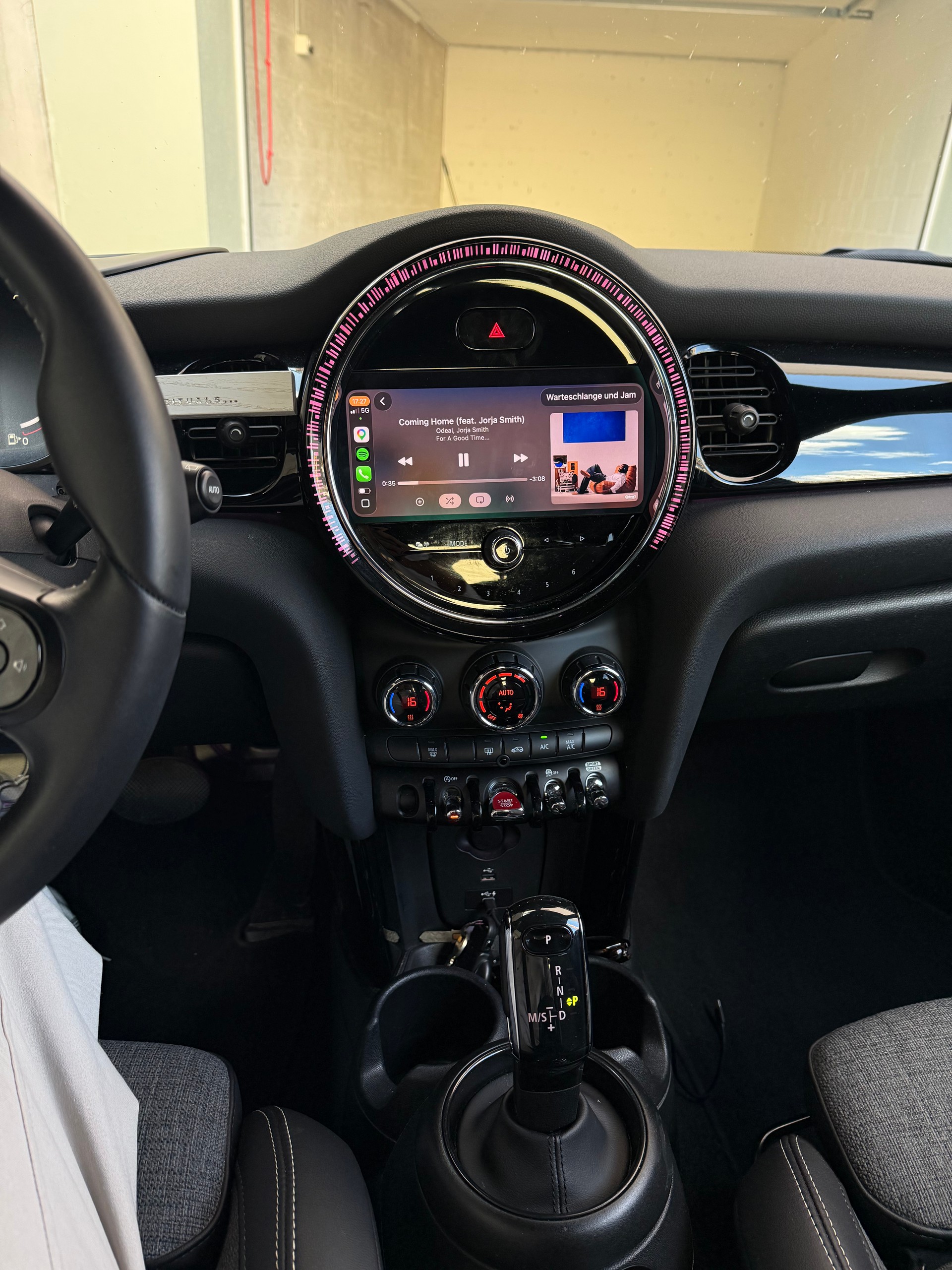 MINI 1.5i Cooper-image-4