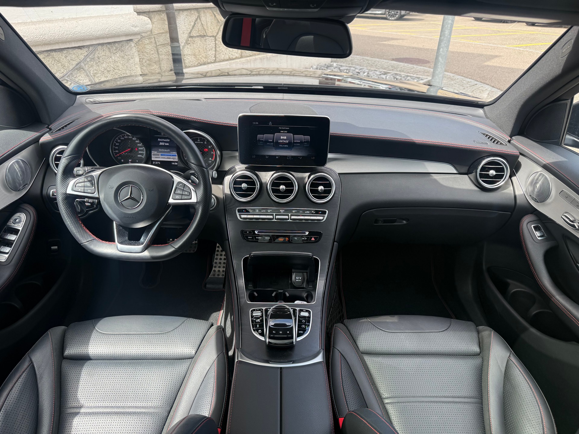 MERCEDES-BENZ GLC 43 AMG 4m-image-15