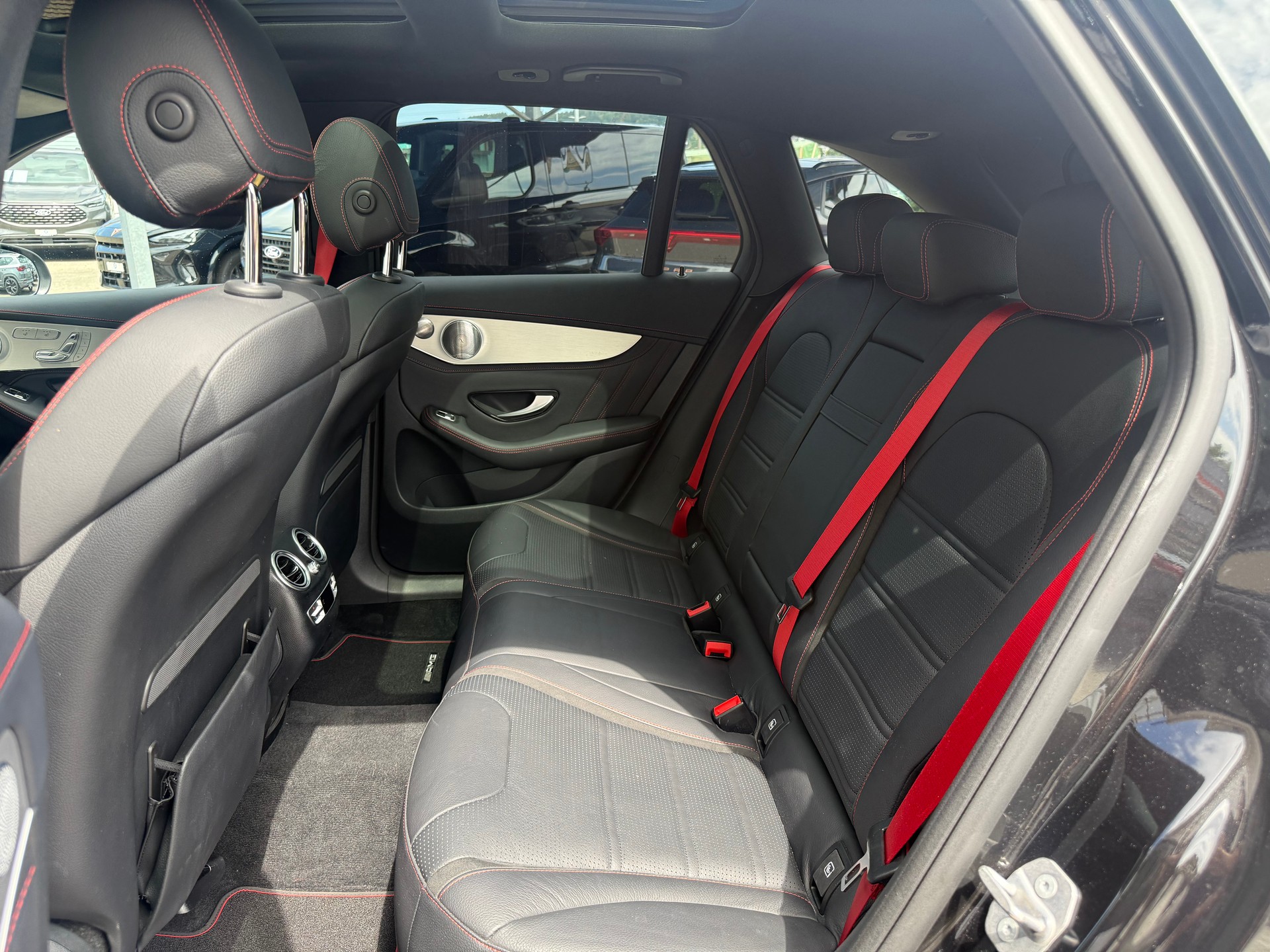 MERCEDES-BENZ GLC 43 AMG 4m-image-12
