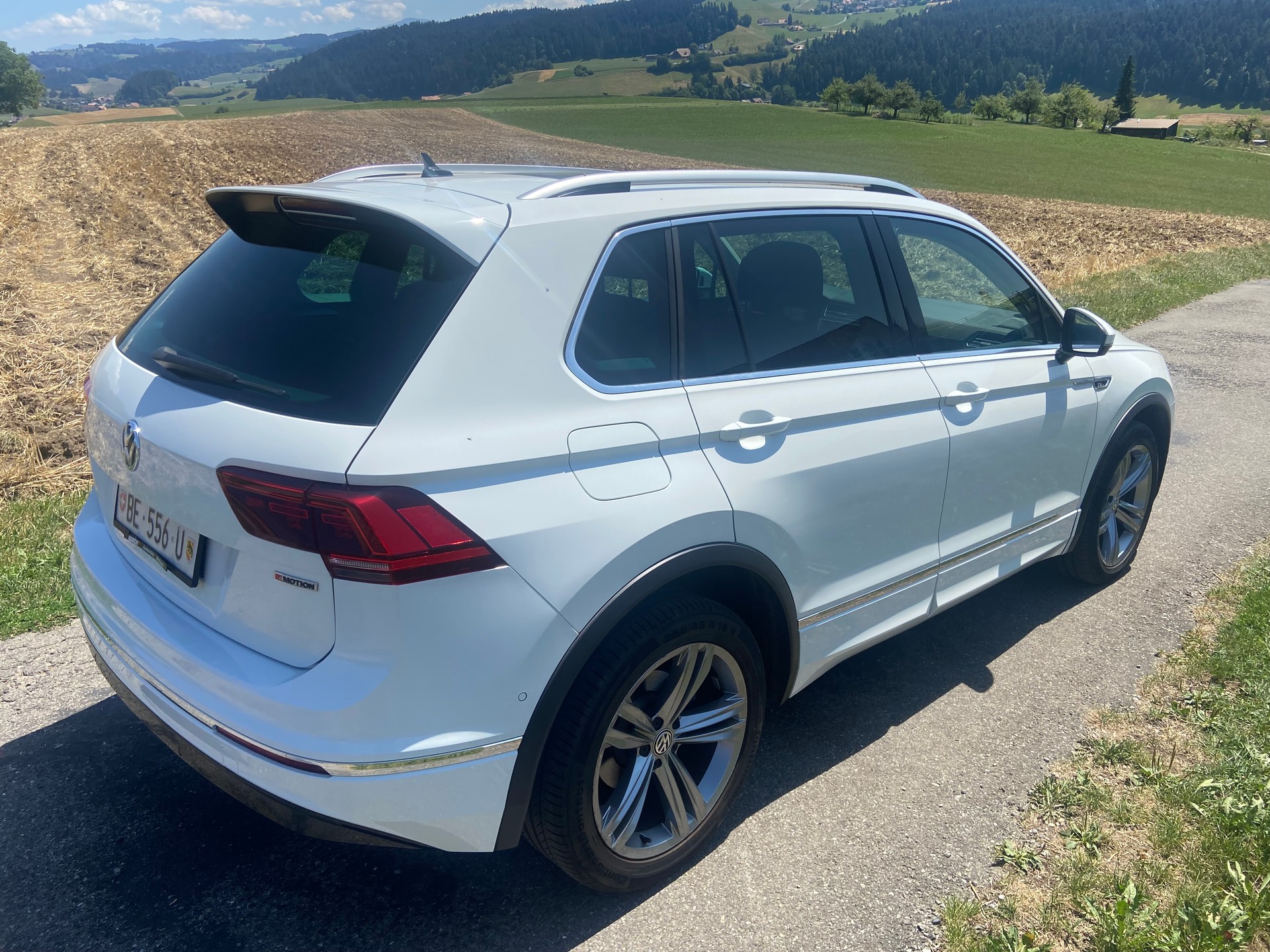 VW Tiguan 2.0 TDI SCR Highline 4Motion DSG R LINE-image-7