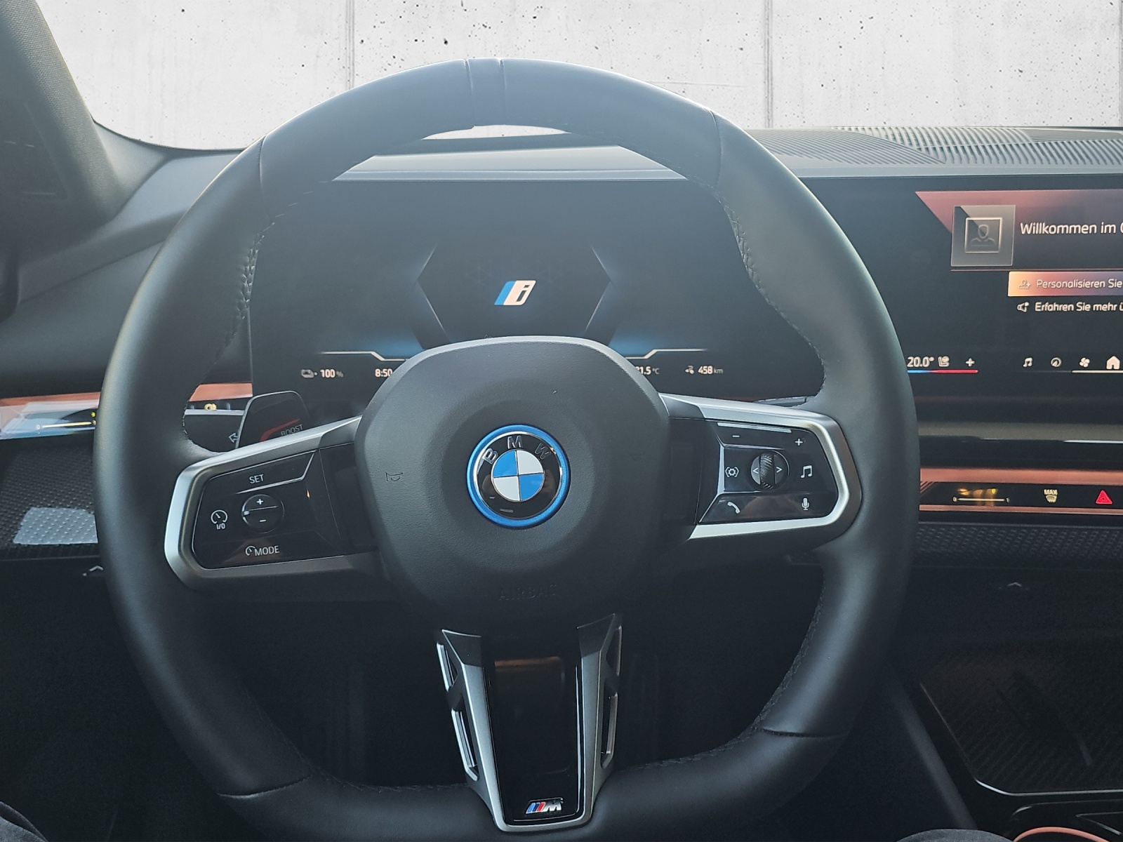 BMW i5 xDr 40 Tour M SportPro-image-11