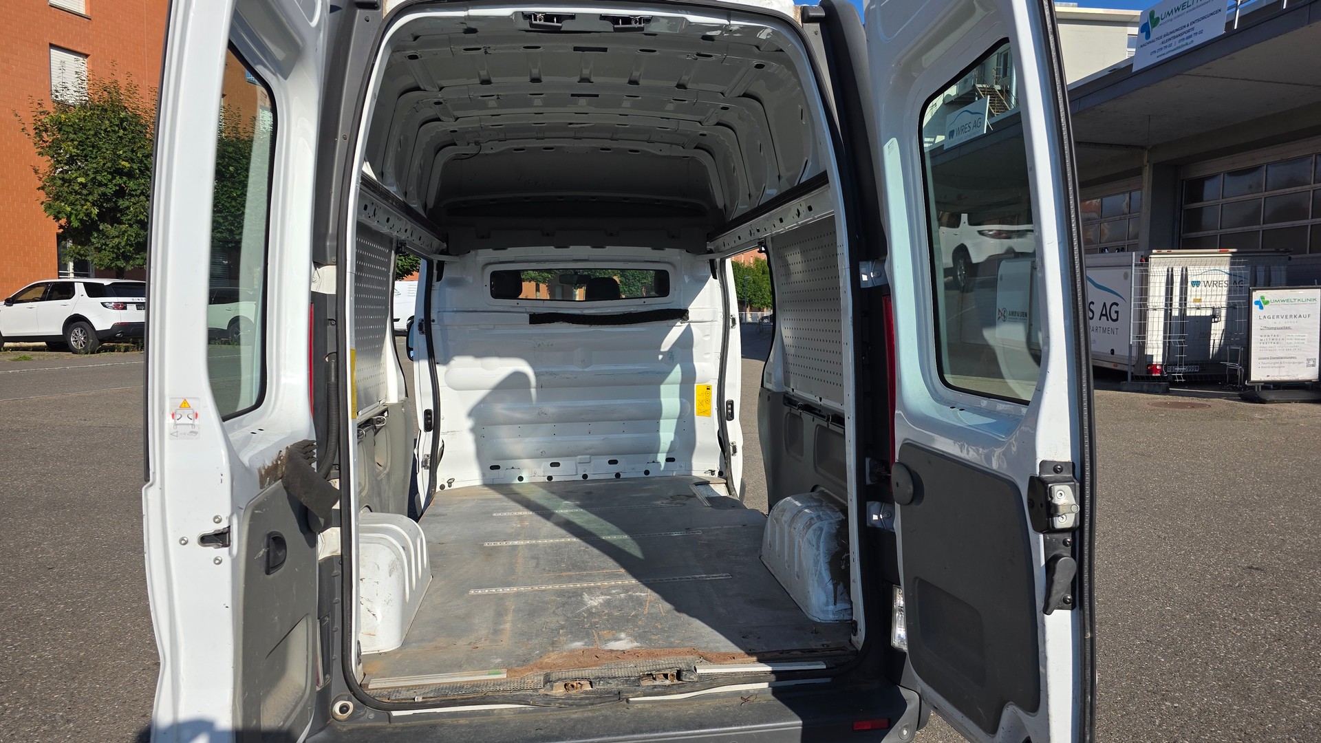 RENAULT Trafic 2.0 dCi 115 Hochdach Lang-image-8