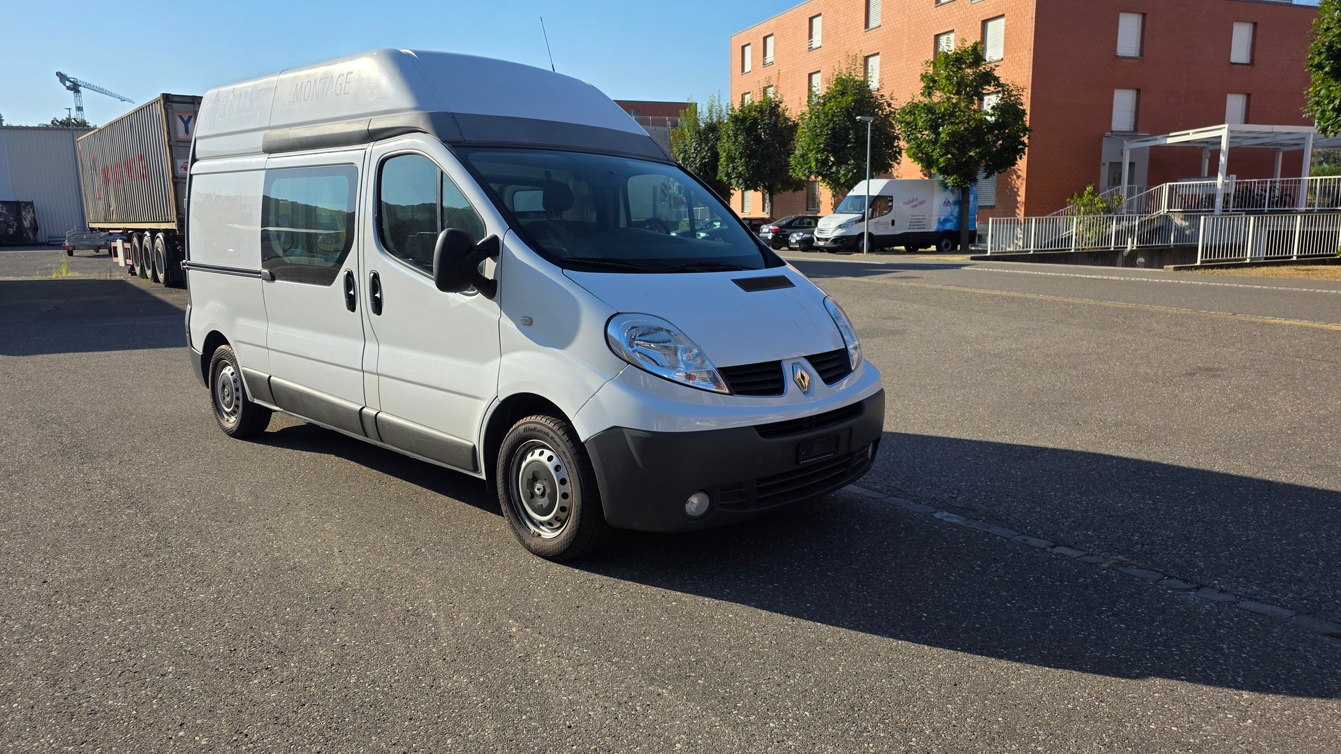RENAULT Trafic 2.0 dCi 115 Hochdach Lang-image-2