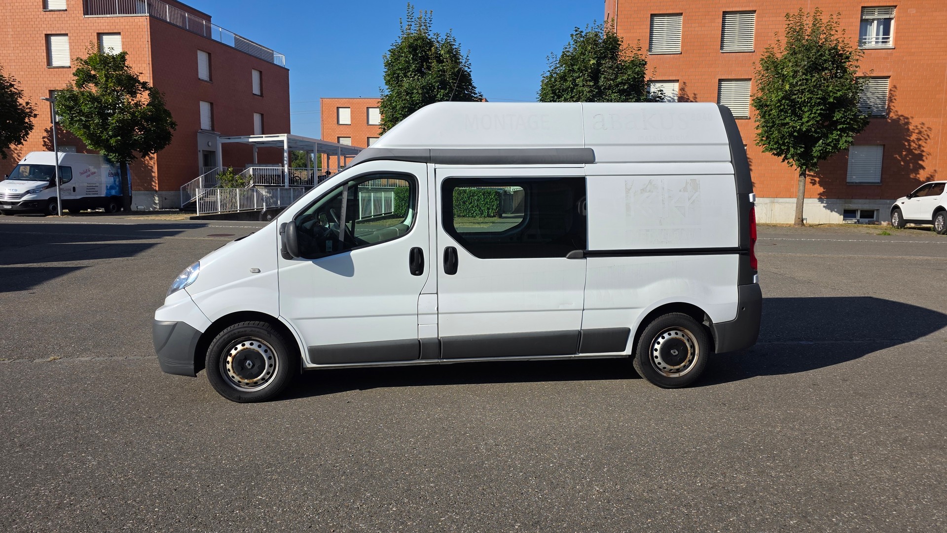 RENAULT Trafic 2.0 dCi 115 Hochdach Lang-image-1