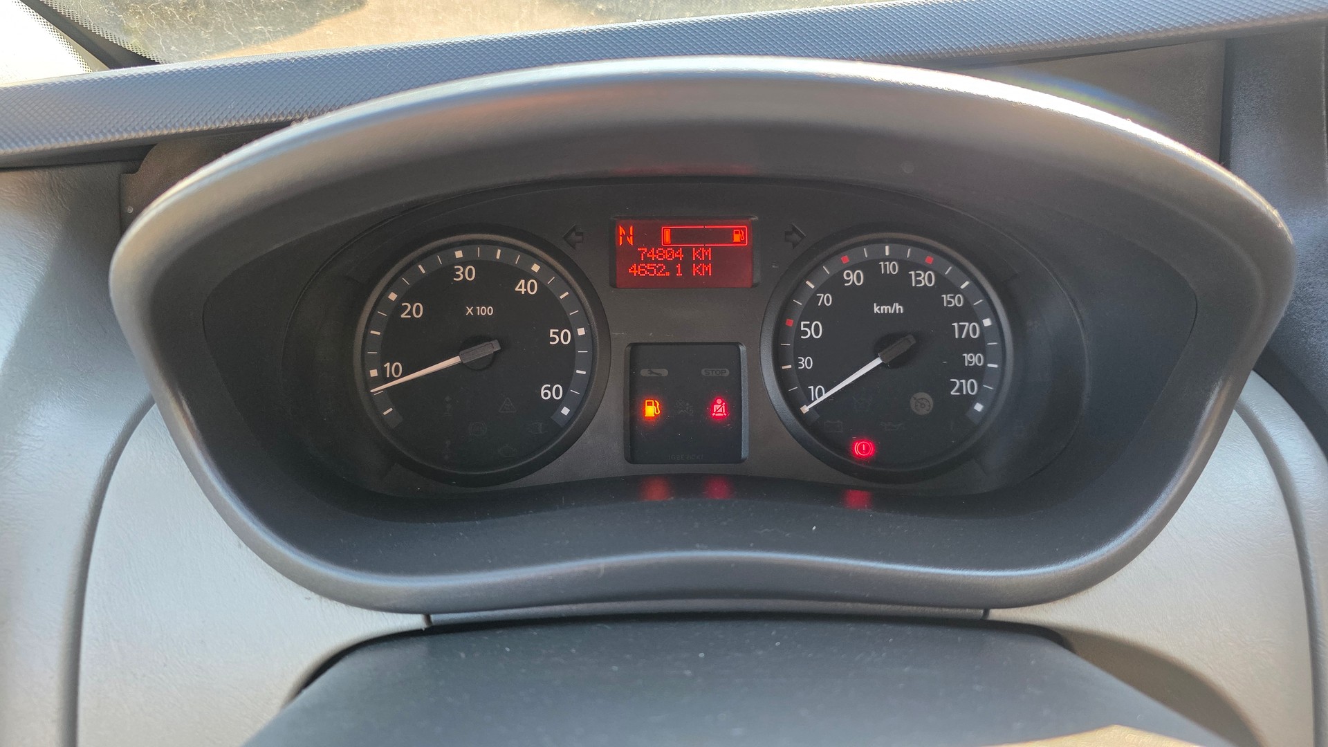 RENAULT Trafic 2.0 dCi 115 Hochdach Lang-image-10