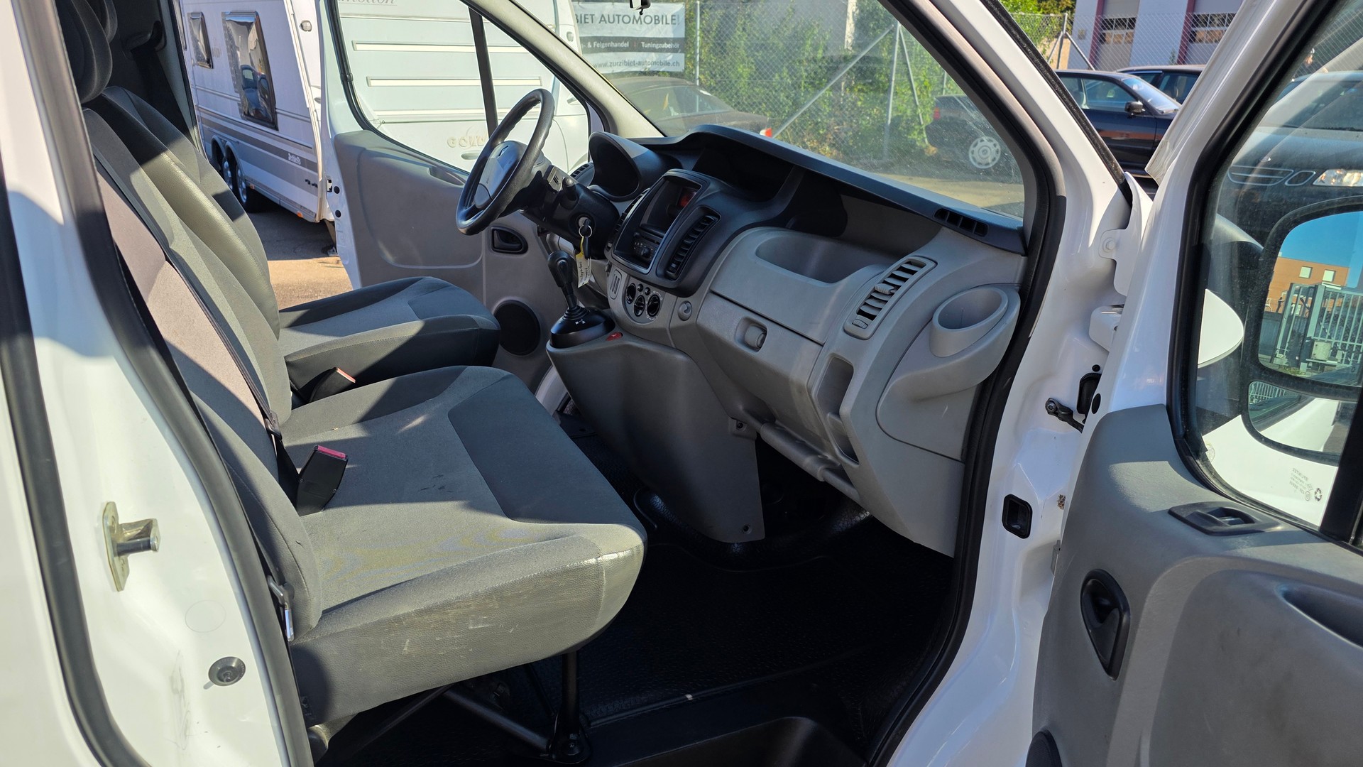RENAULT Trafic 2.0 dCi 115 Hochdach Lang-image-13