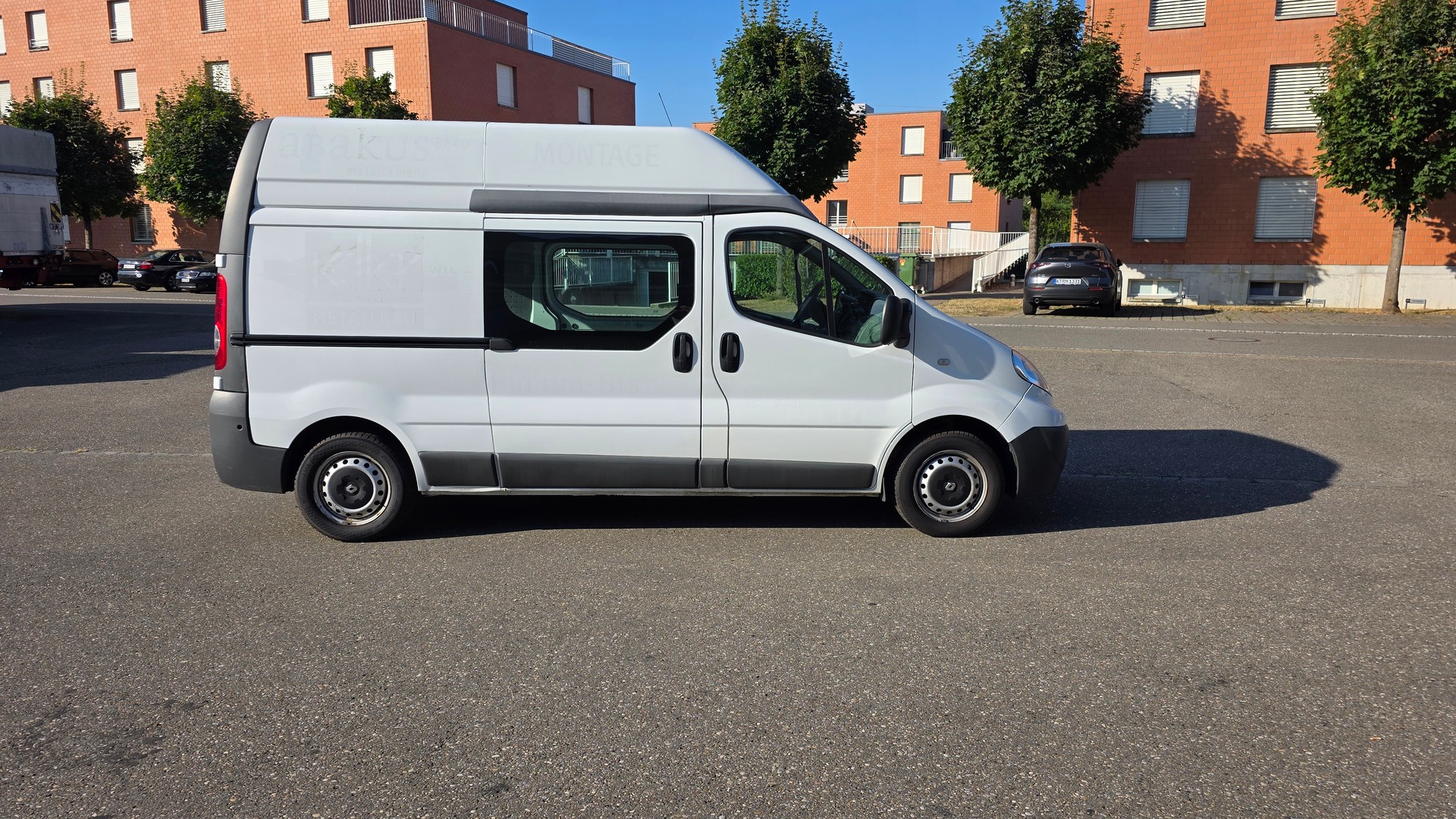 RENAULT Trafic 2.0 dCi 115 Hochdach Lang-image-3