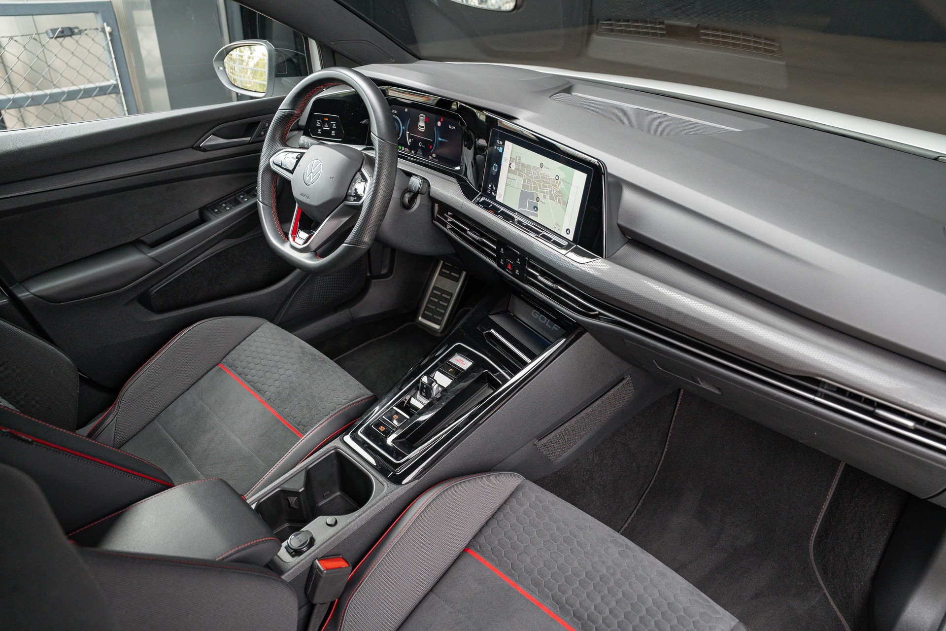 VW Golf 2.0 TSI GTI Clubsport DSG-image-19